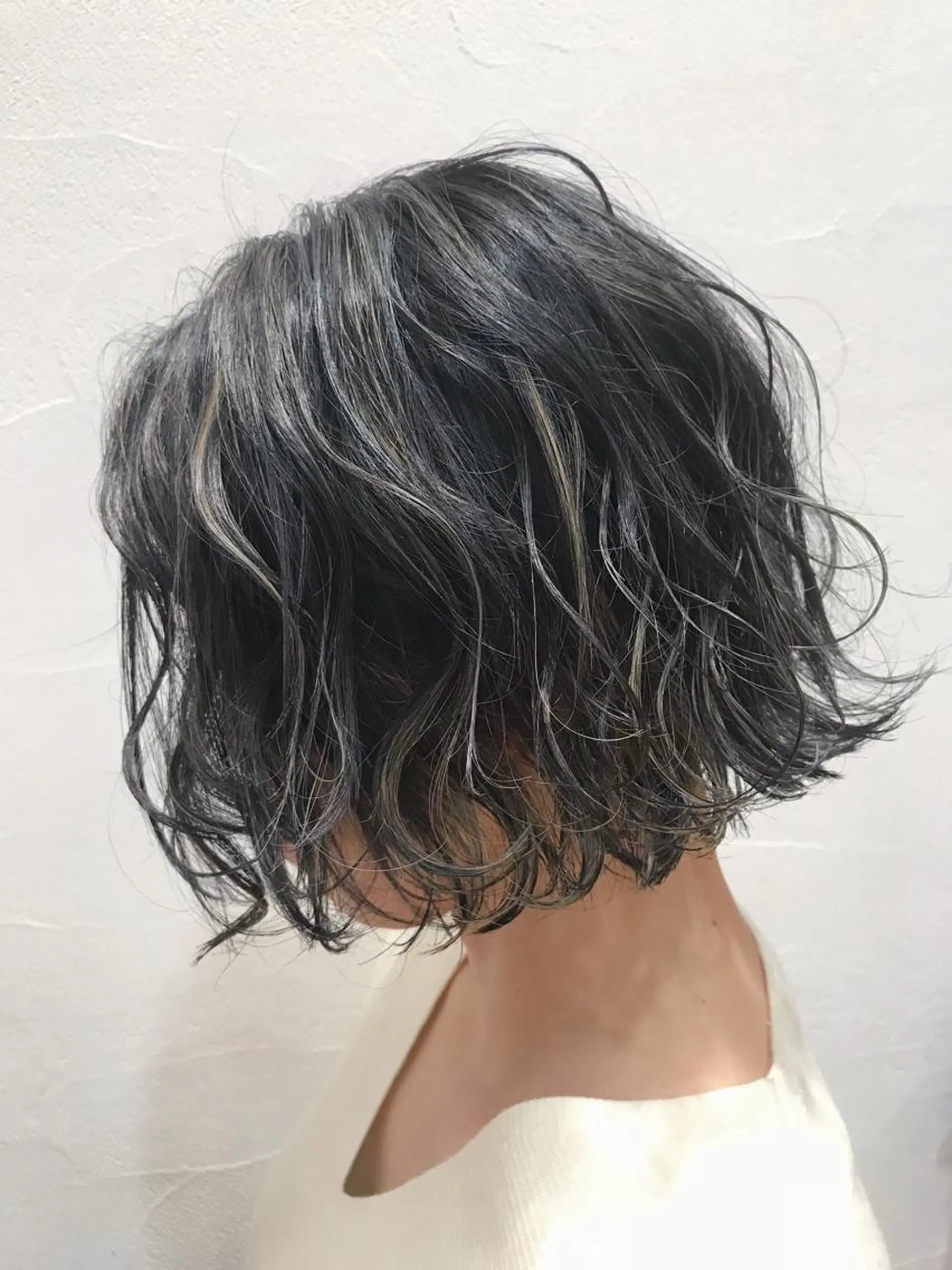 ショート カラー ハイライトカラー ハイライト メンズカット特化柏駅 徒歩3分LOUのヘアスタイル