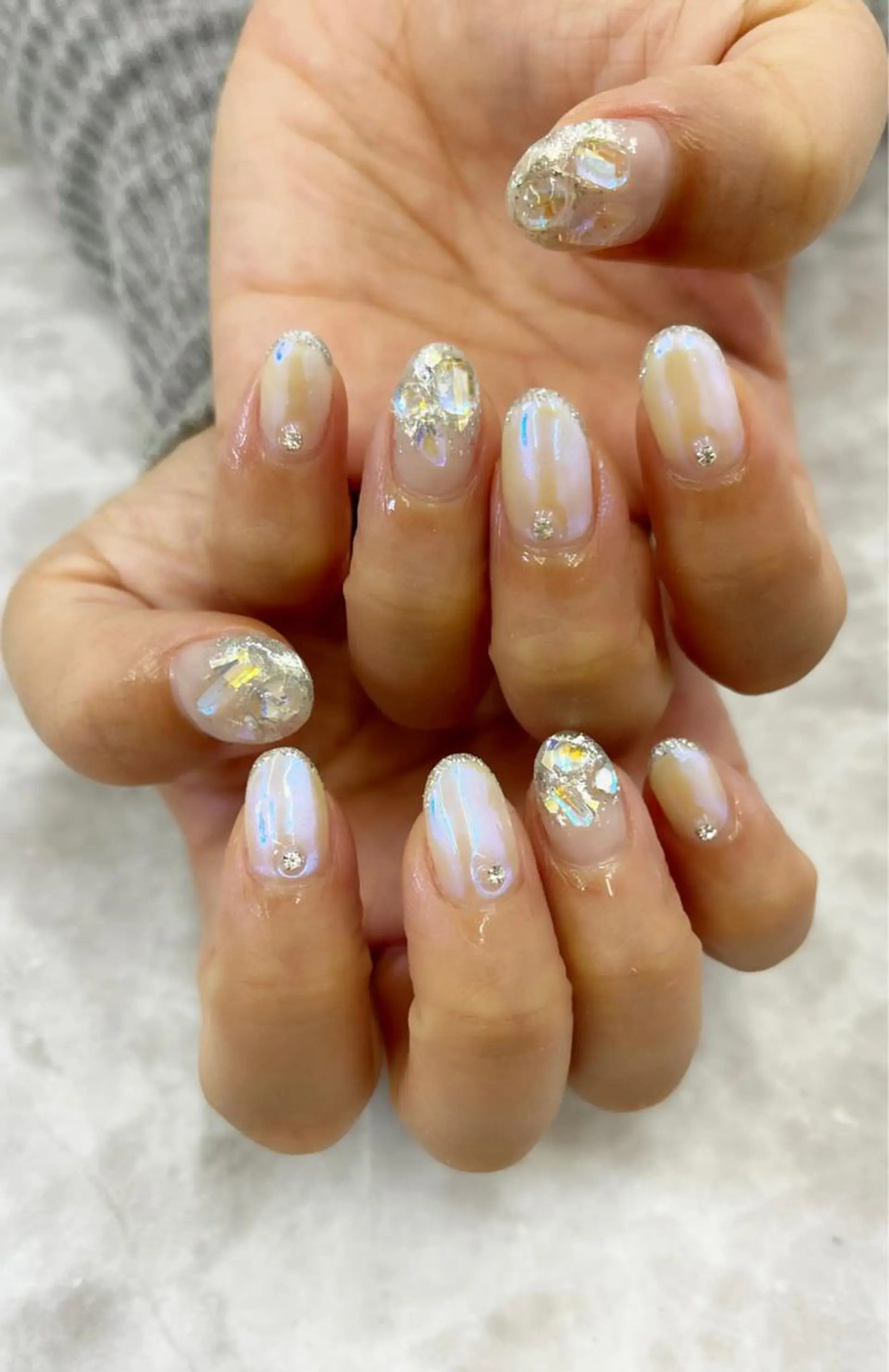 ネイル オーロラネイル ブライダルネイル Daisy  Chain所属・DaisyChain 新百合ヶ丘MIKIのネイルデザイン