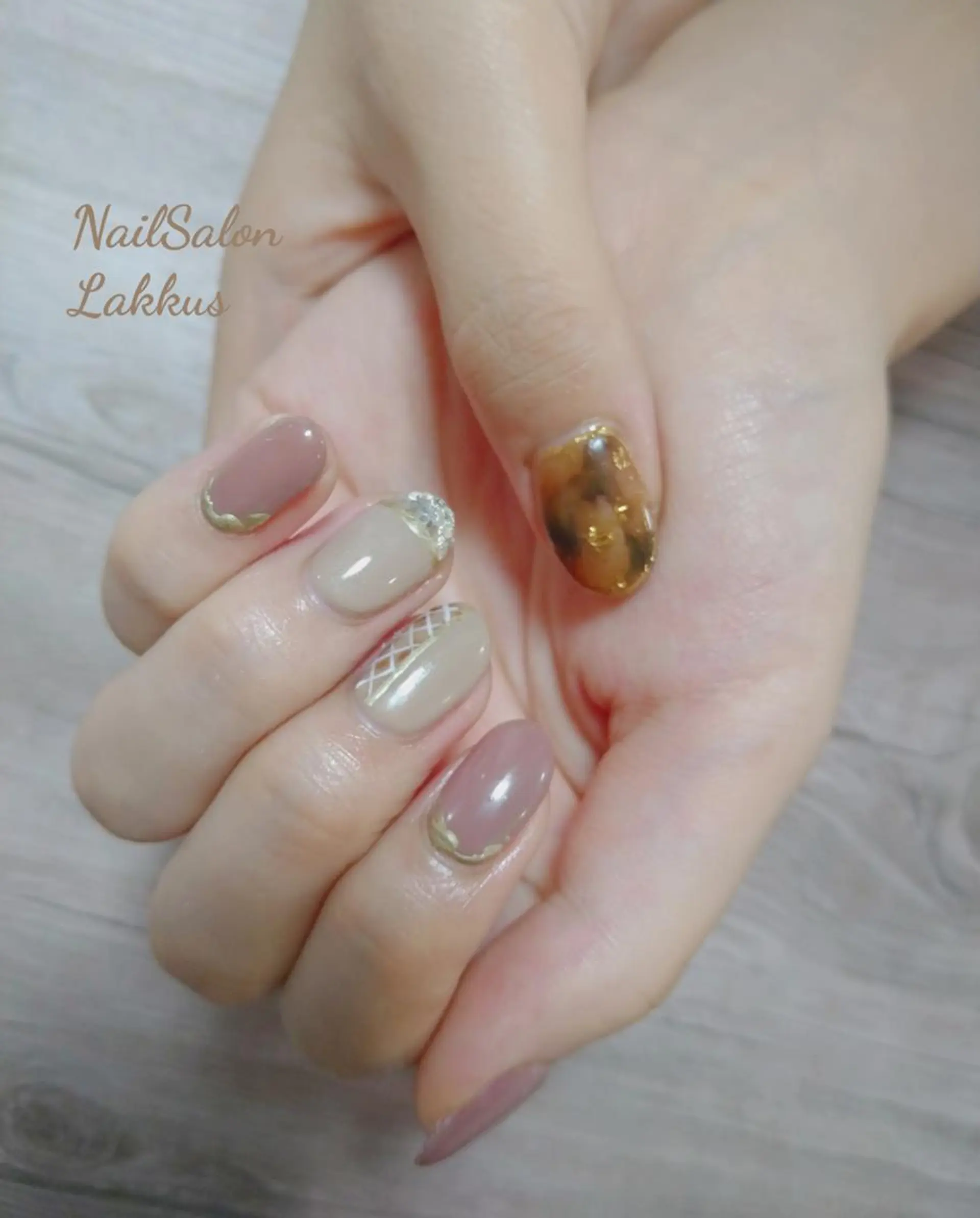ネイル Lakkus N－Aのネイルデザイン