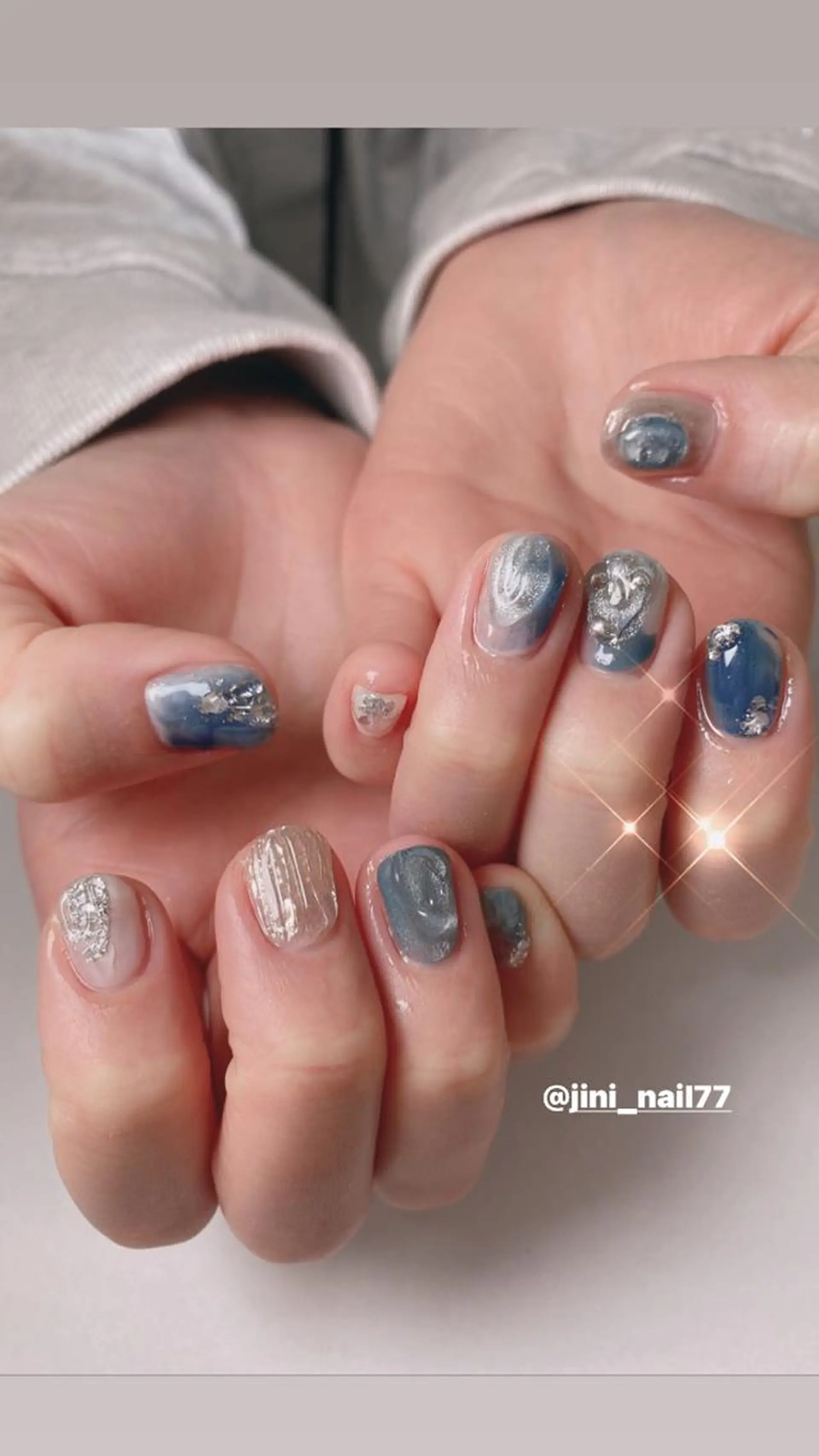 ネイル JINI NAIL所属・ジニ ネイルのネイルデザイン
