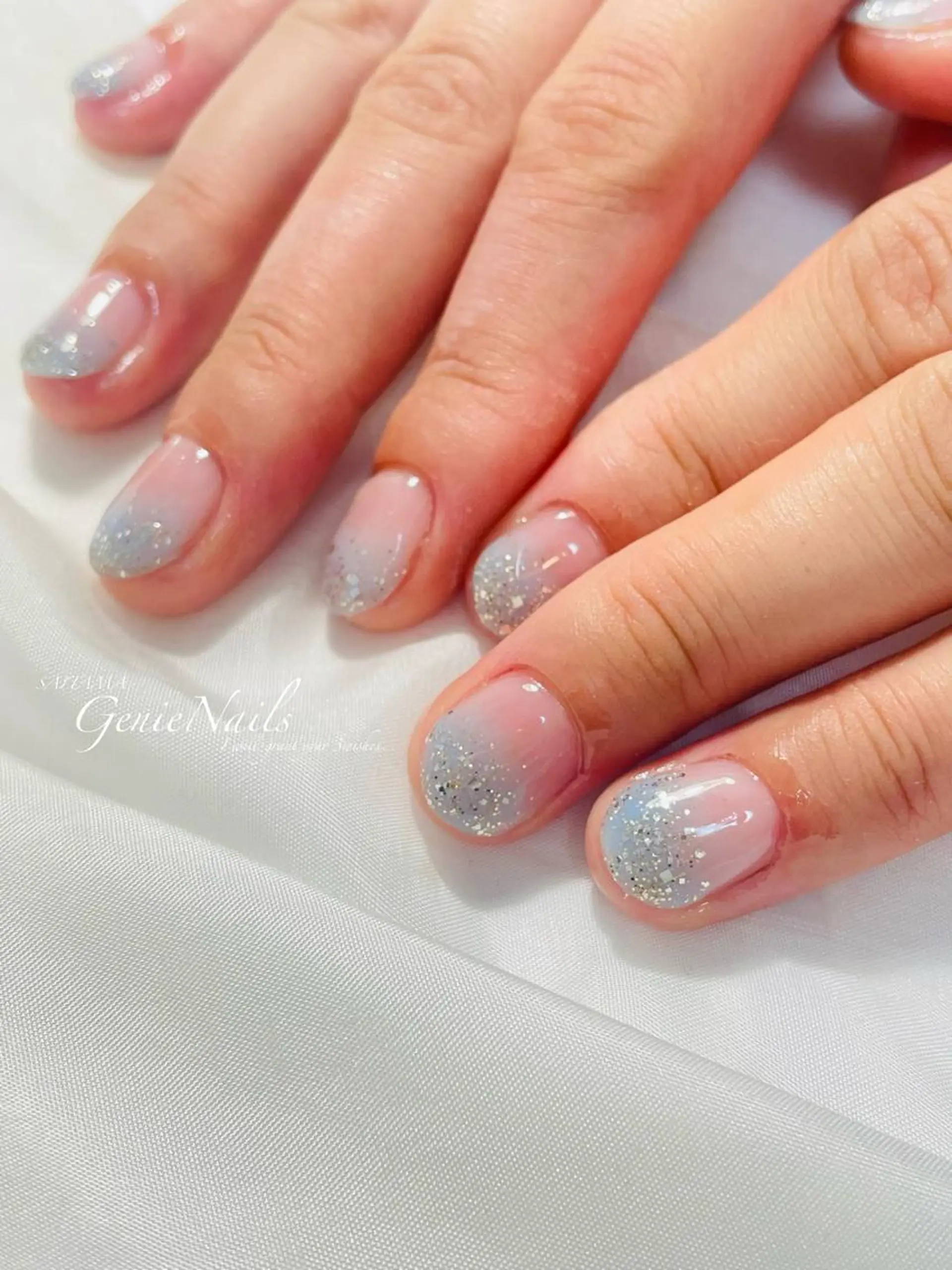 ネイル フットネイル キラキラネイル ロングネイル ニュアンスネイル ショートネイル Genie Nailsのネイルデザイン