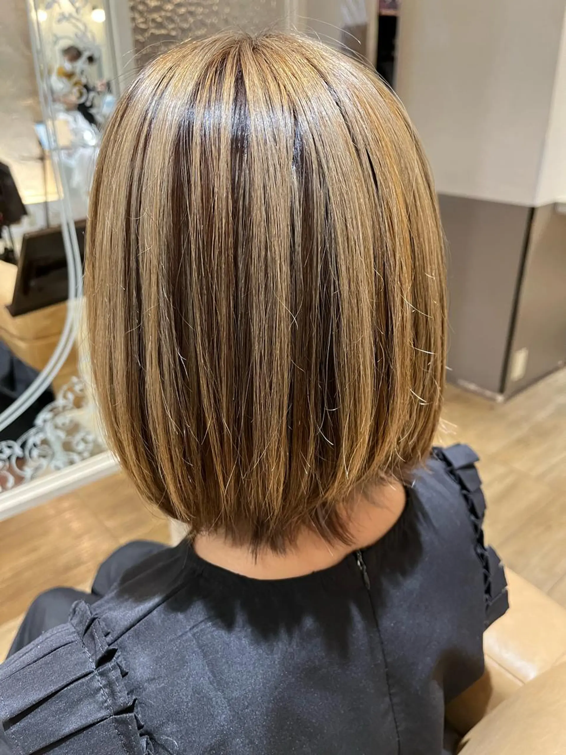 ミディアム カラー 中山 響希のヘアスタイル