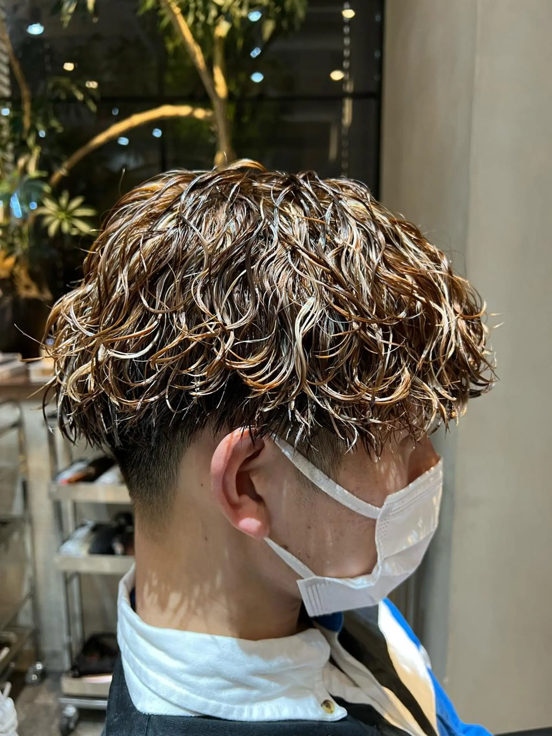 ショート カラー パーマ メンズ 波巻きスパイラルパー マ/シャドウパーマ駿のヘアスタイル