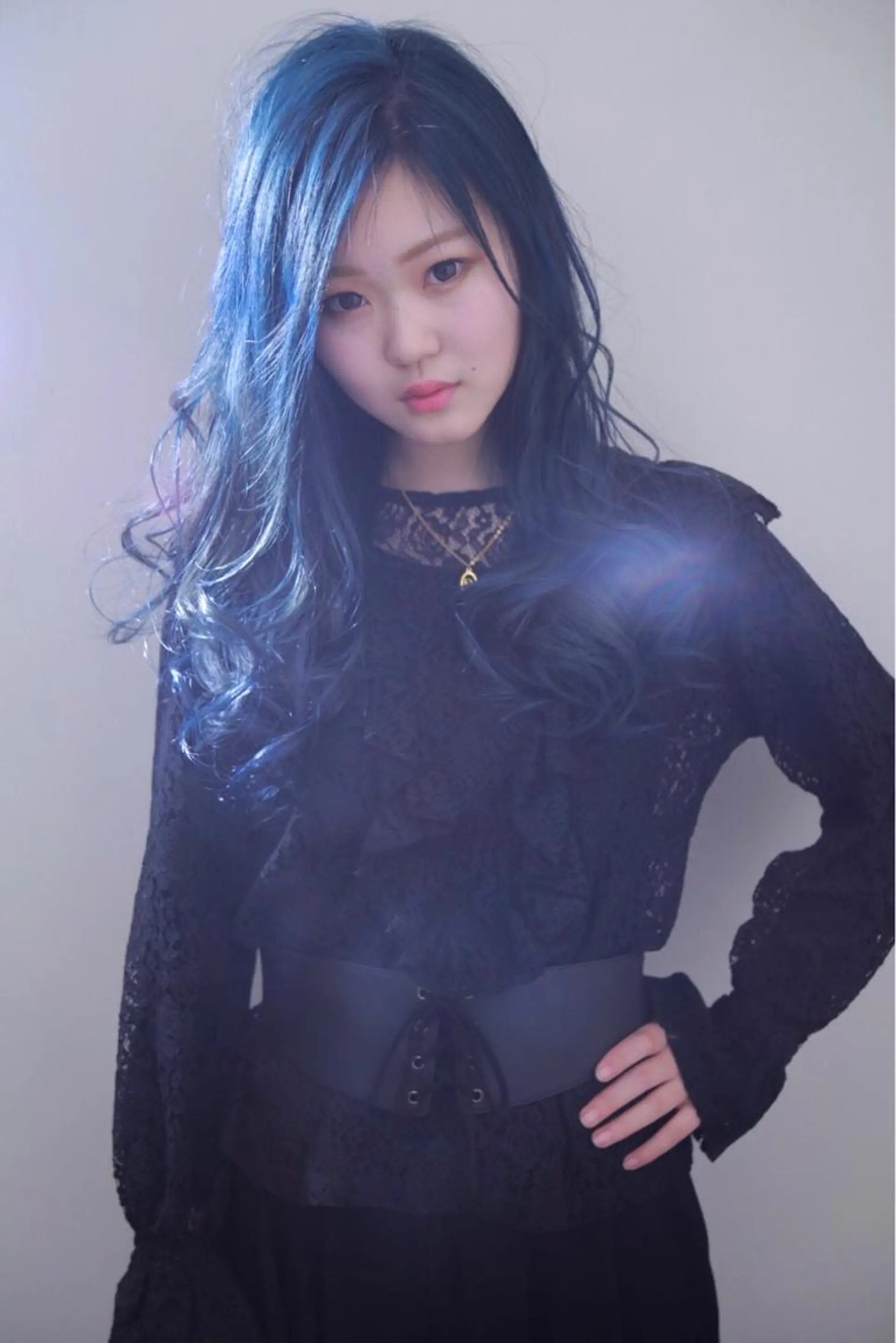 ロング カラー 伊藤 裕貴のヘアスタイル