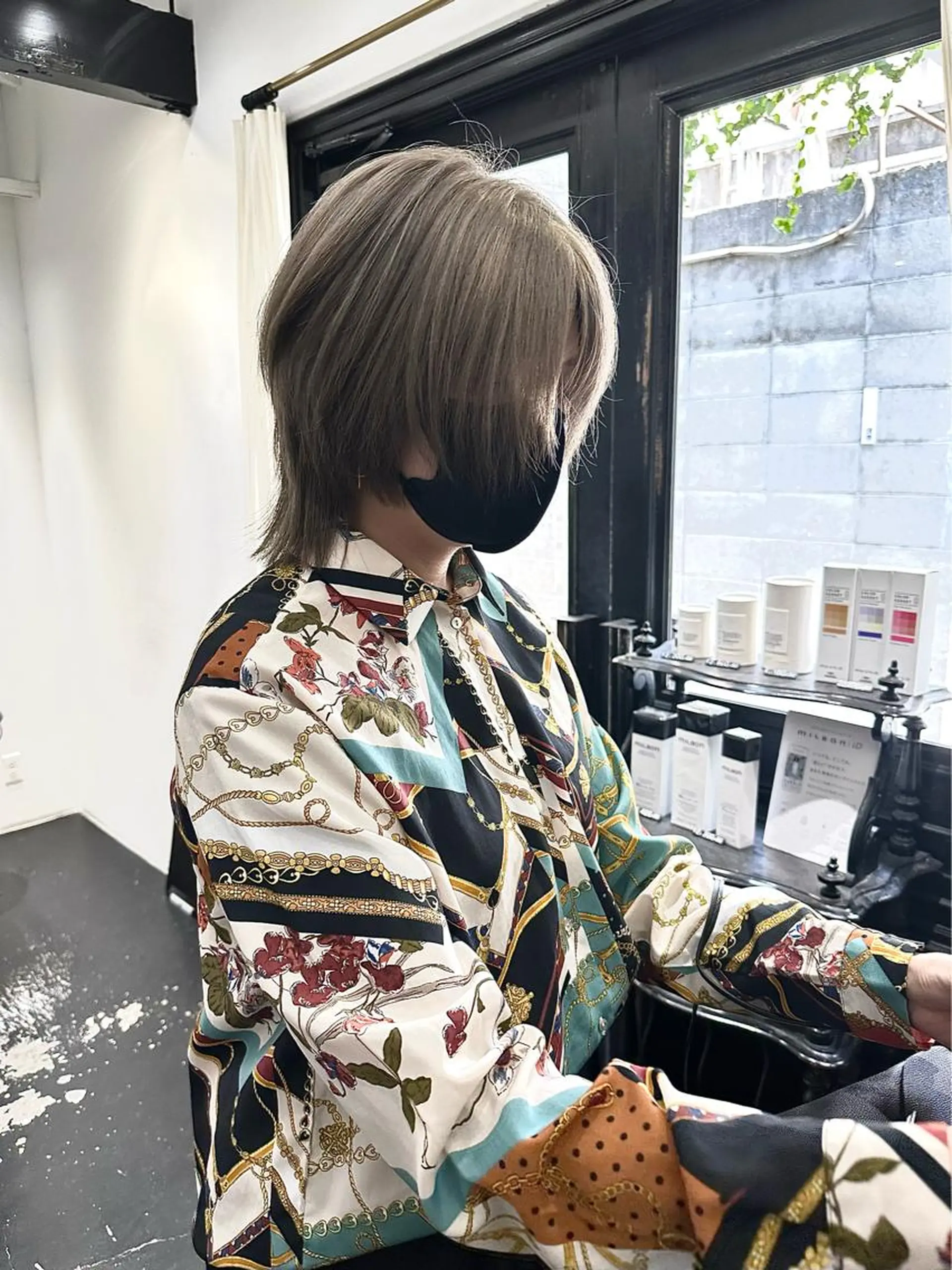 ミディアム カラー ベージュカラー シルバー REAL 心斎橋所属・ブリーチ/ベージュ /ピンク🦋ナツミのヘアスタイル