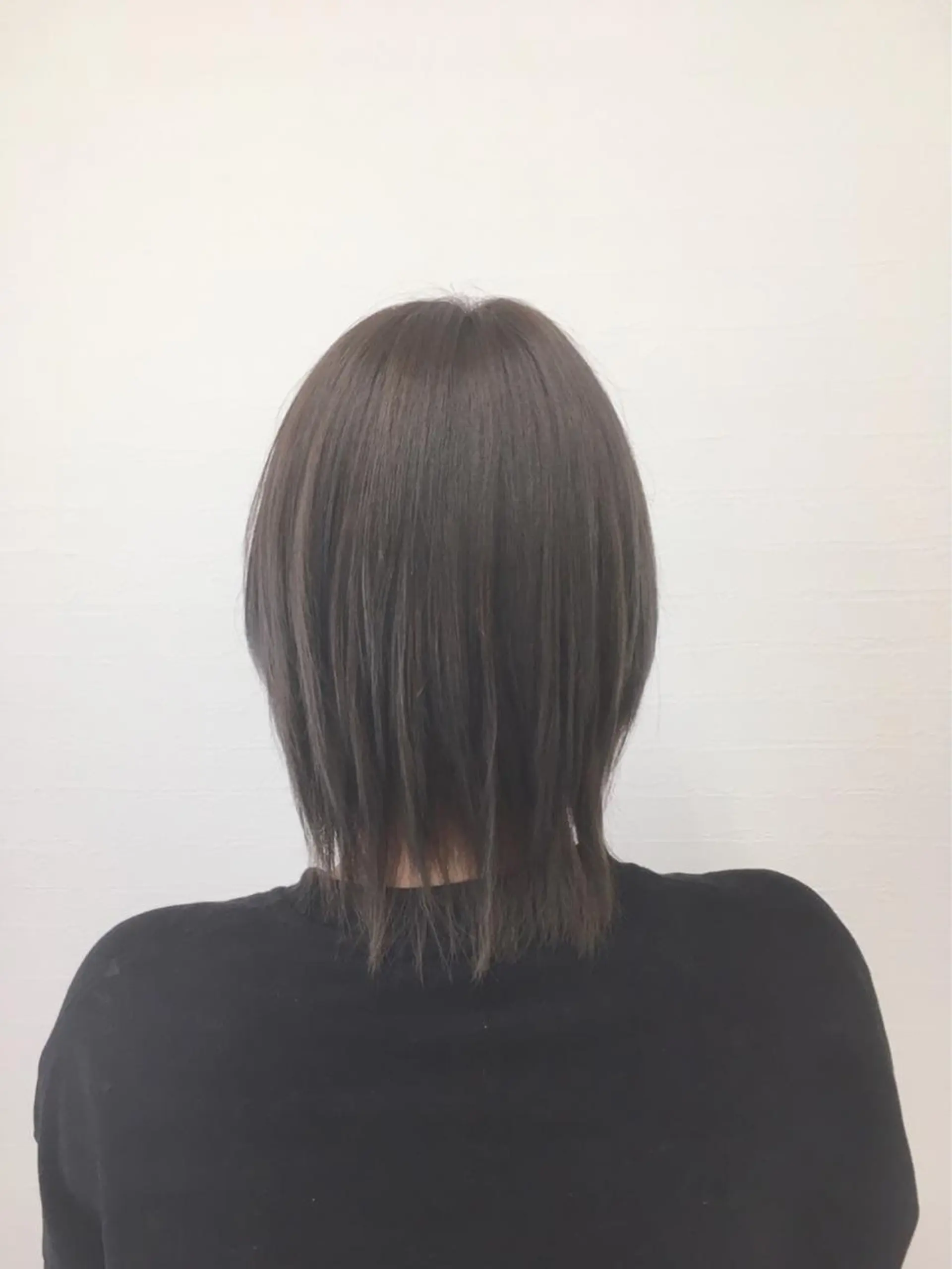 ミディアム カラー 星野 美沙のヘアスタイル