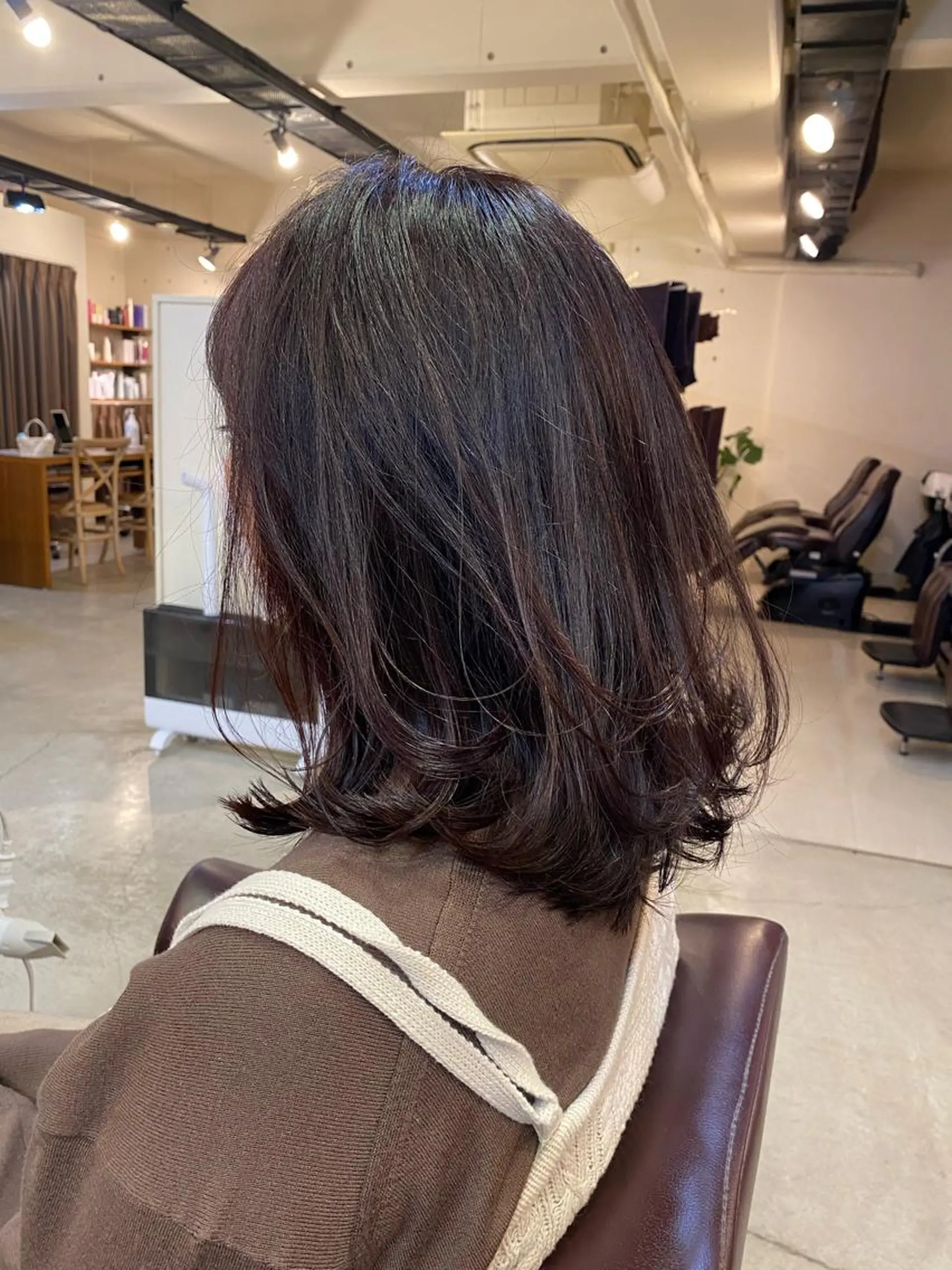 ミディアム カラー ヘアアレンジ SALOWIN京都河原町Suite店所属・外国人風レイヤー/ ハイトーンSHUのヘアスタイル