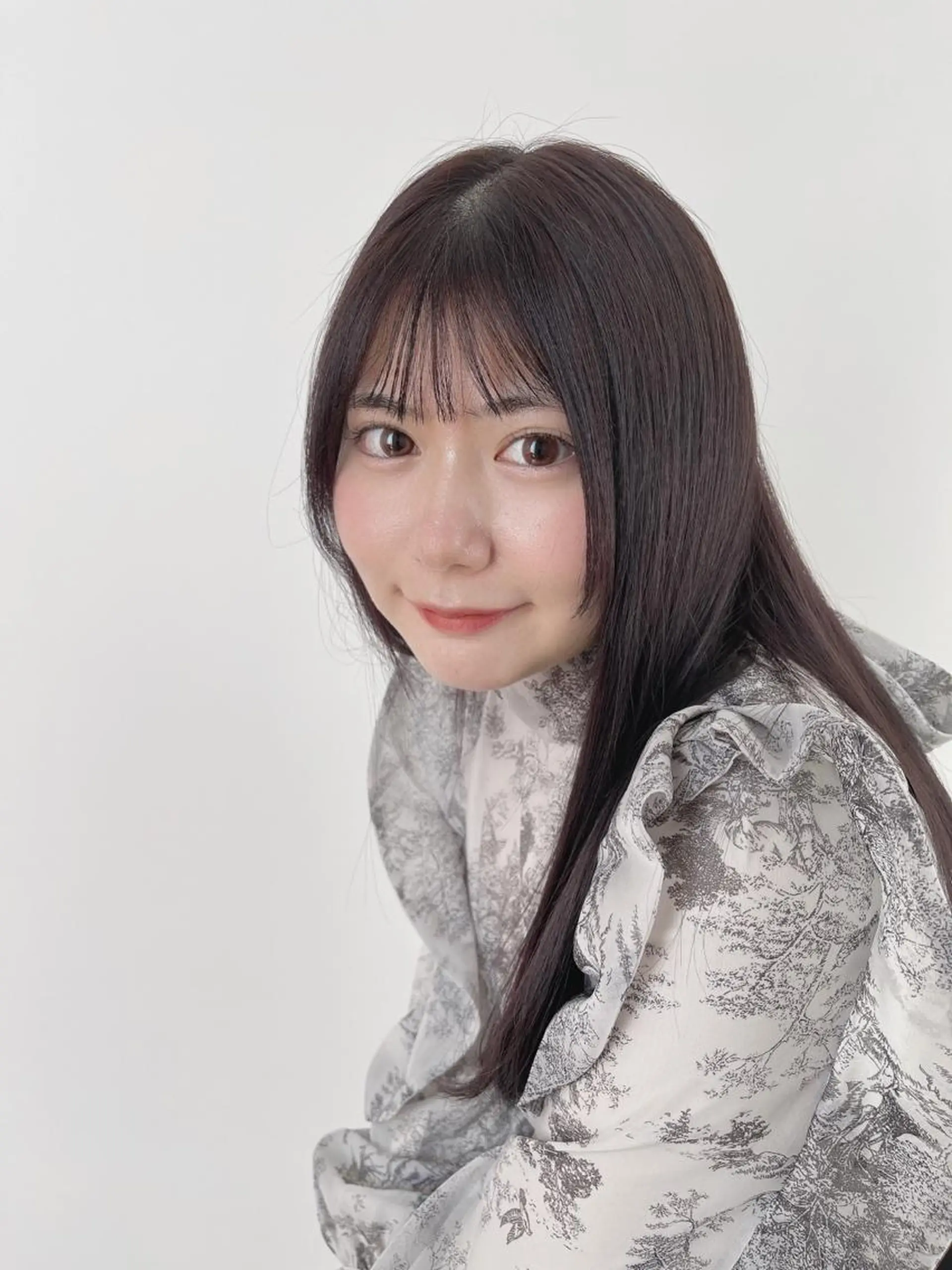 セミロング カラー COA 表参道所属・森田 陸/ボブ/艶髪 /オリーブグレージュのヘアスタイル