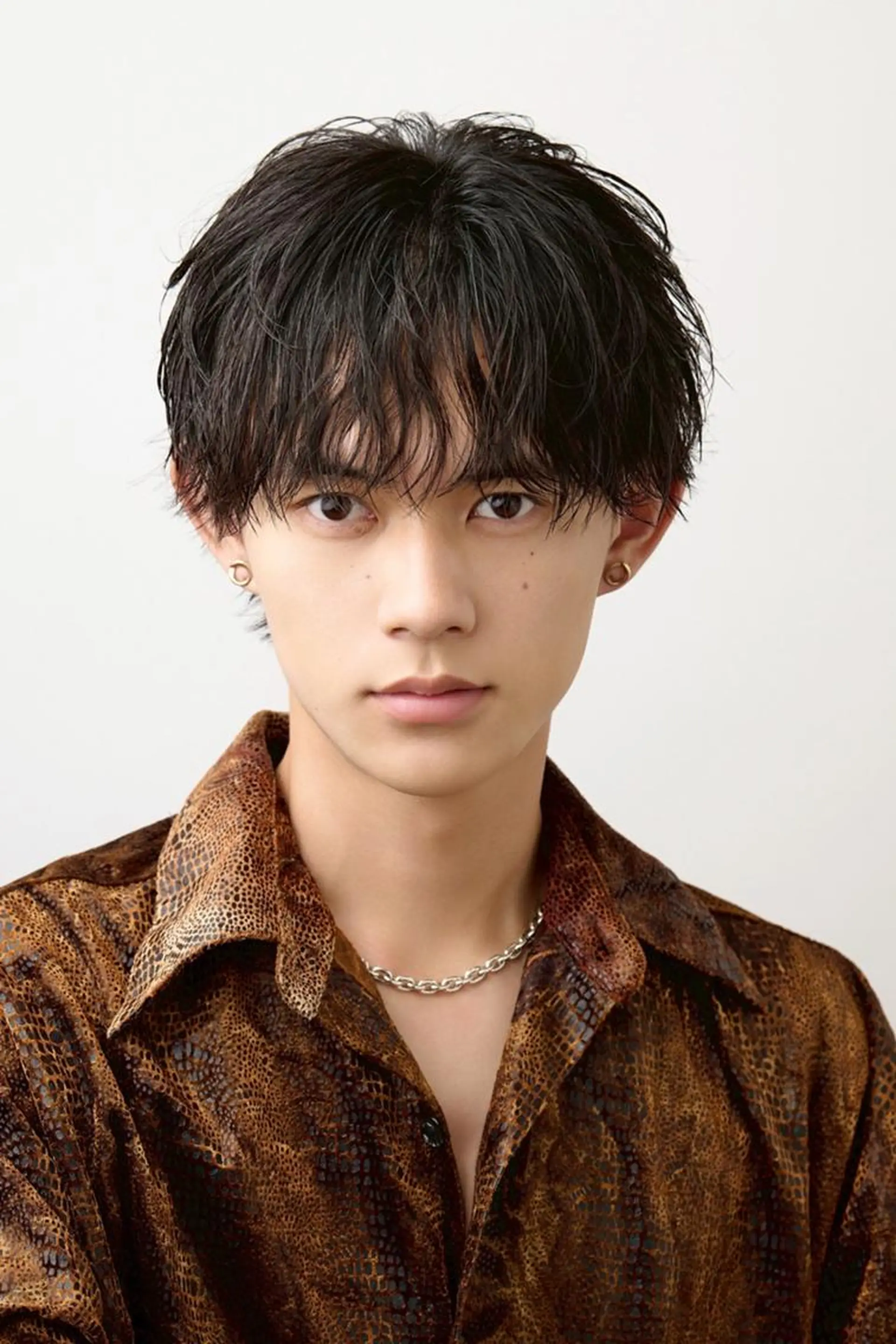 メンズ フェザー/毛流れ/ パーマ渋谷BLUCKのヘアスタイル