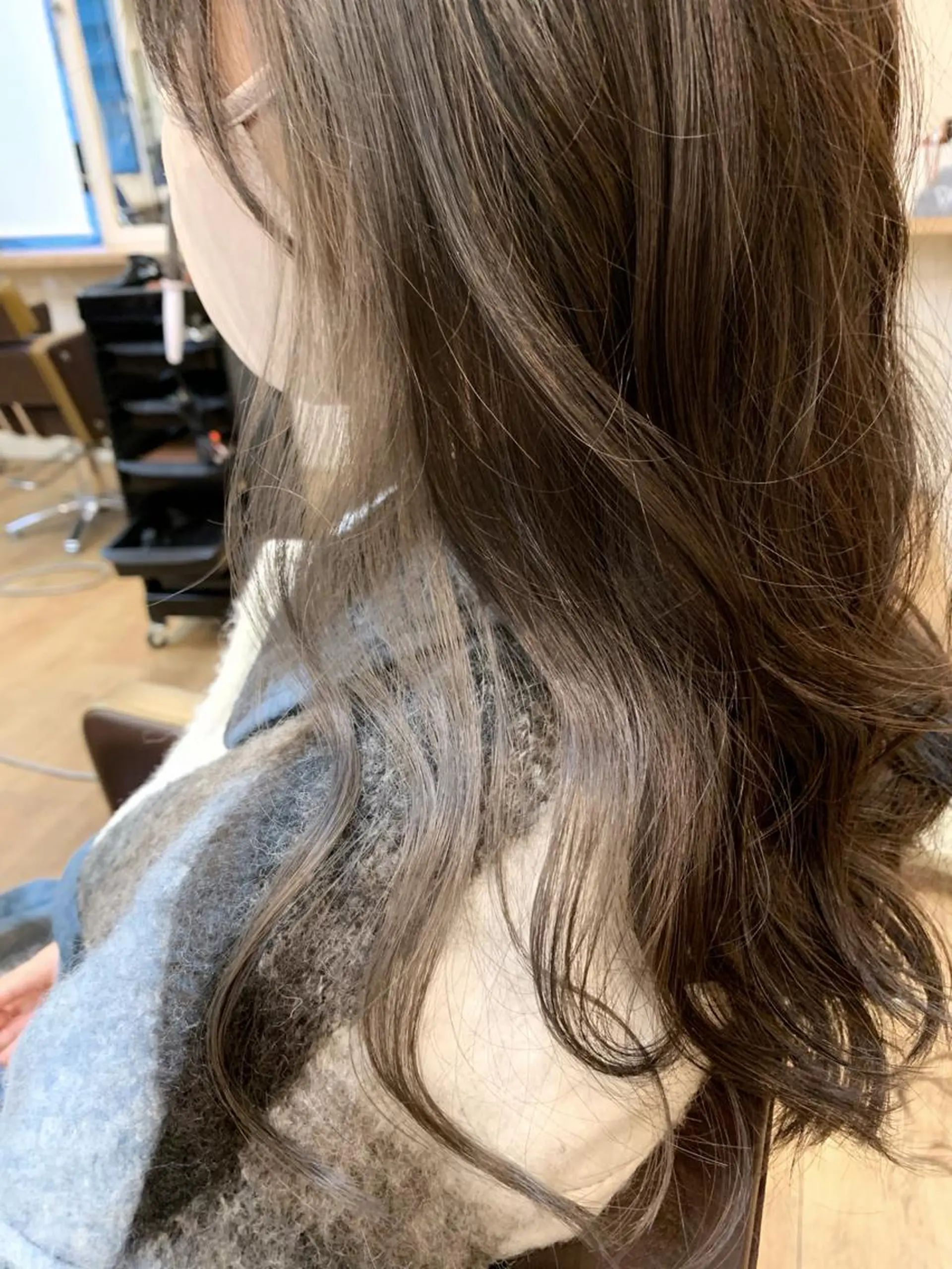 ロング カラー インナーカラー ヘアカラー yuri🌼 NUMBER 天王寺のヘアスタイル