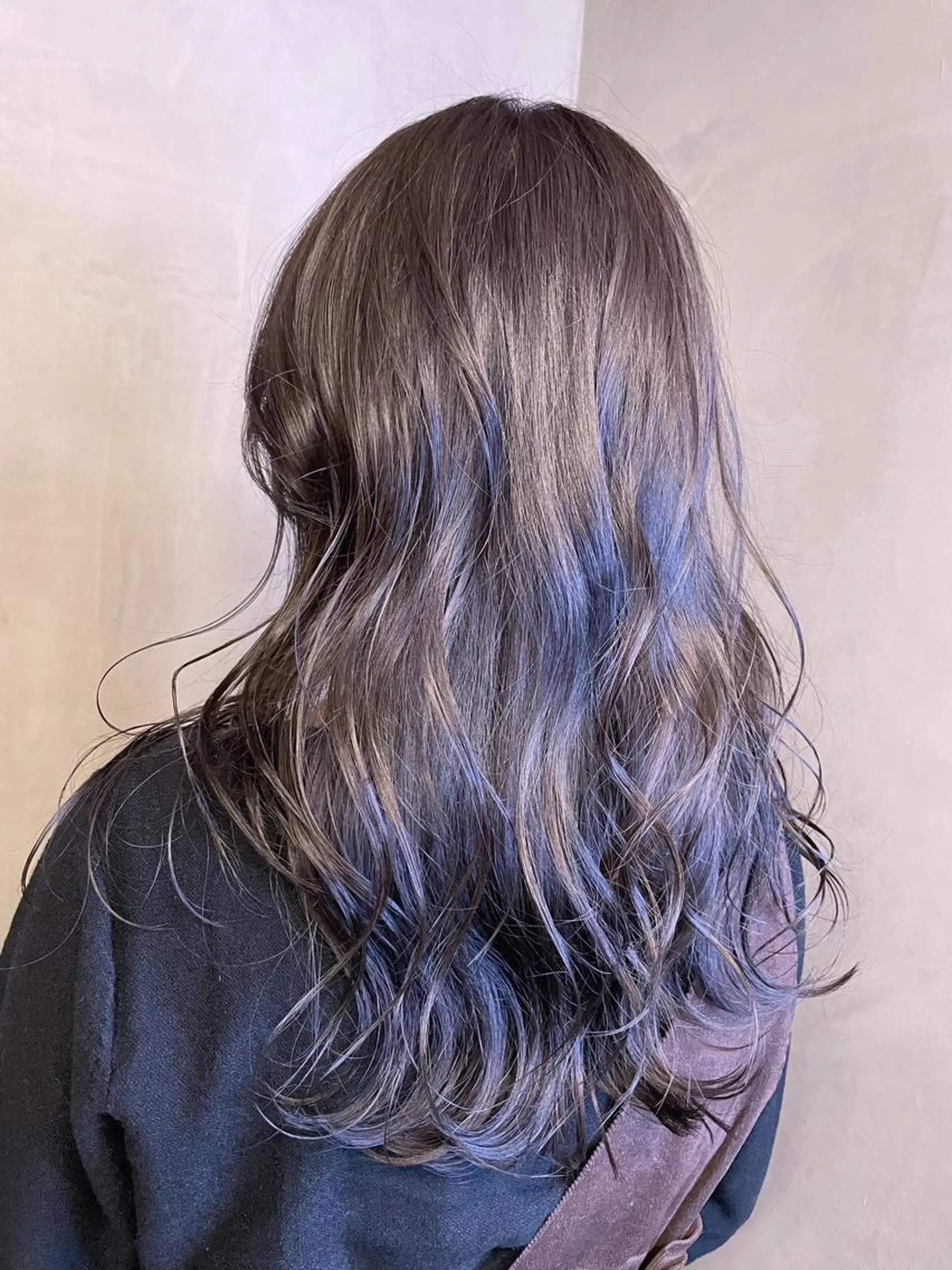 カラー グレージュ ラベンダーカラー ラベンダーグレージュ ラベンダーグレー 美髪改善ストレート/ 植村友哉のヘアスタイル