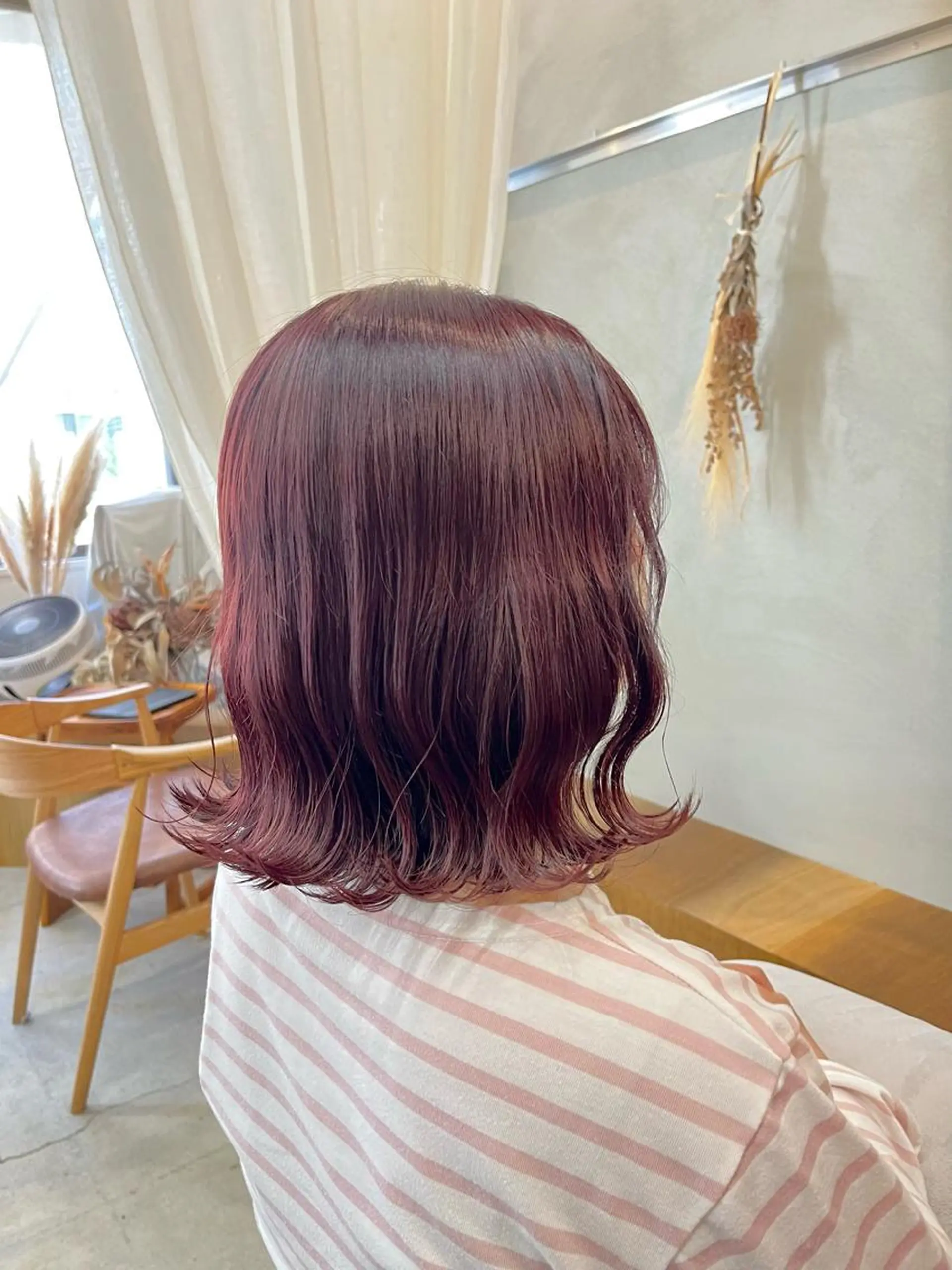 ミディアム パープルカラー 暖色カラー／ ヘアセット🌛櫻井舞のヘアスタイル