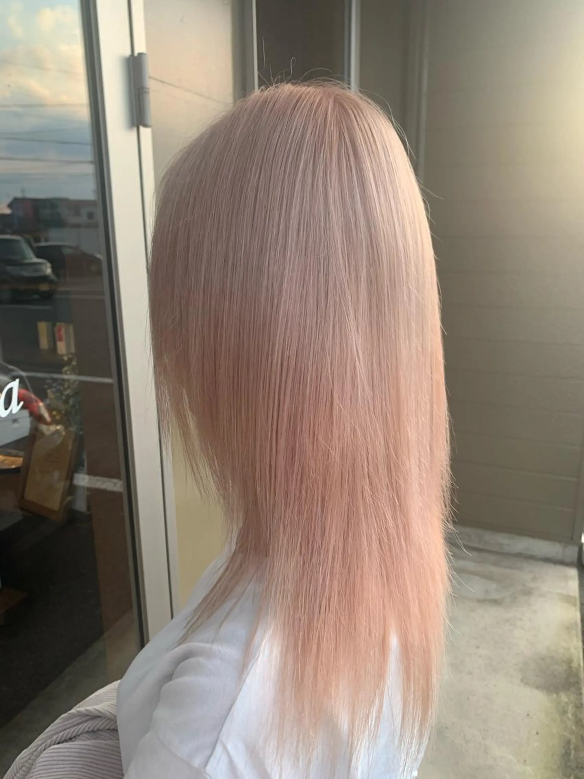 セミロング カラー ブリーチ 山本 貴弘のヘアスタイル