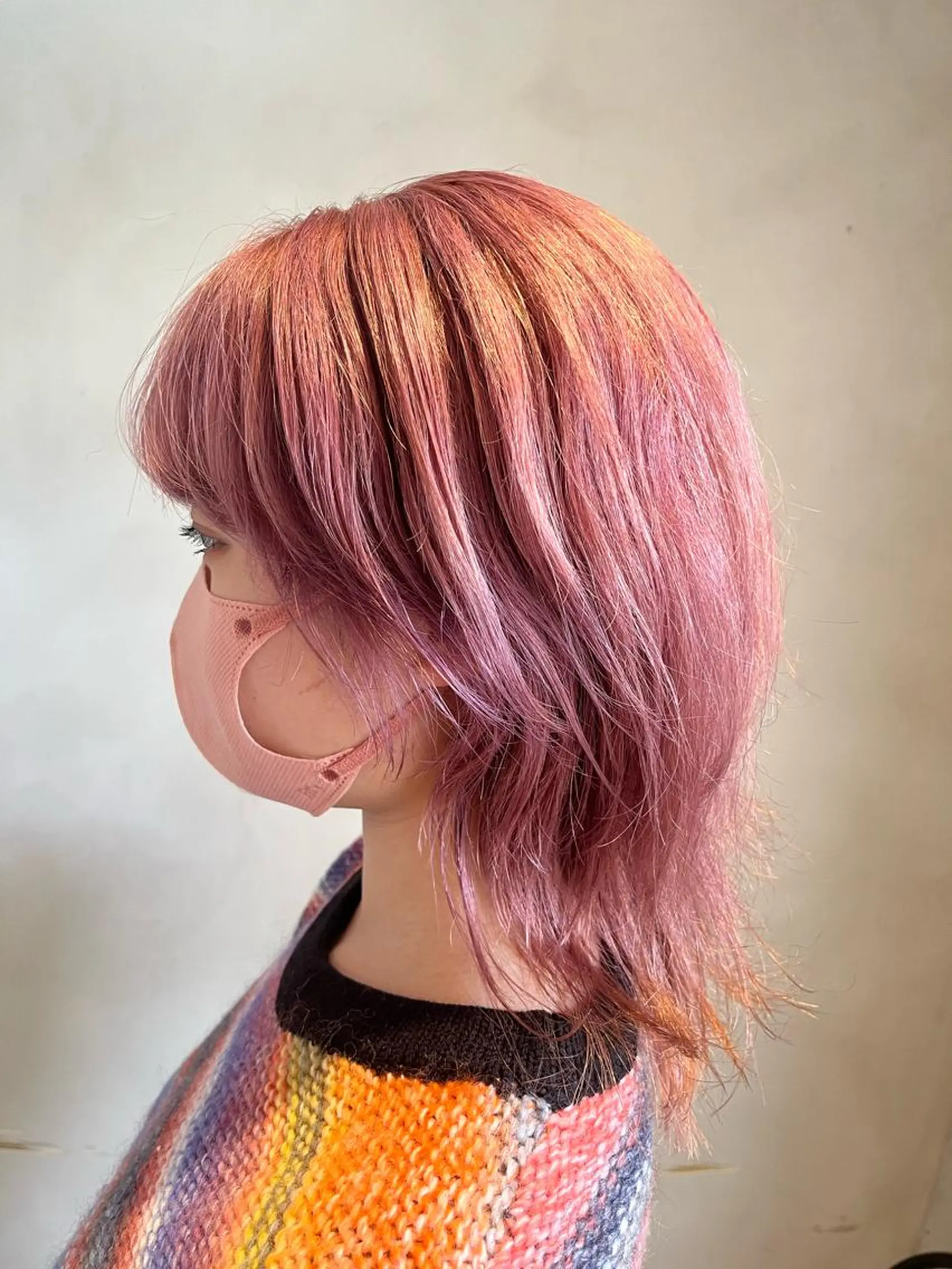 セミロング カラー 黒髪 ブリーチ ピンクカラー ローズカラー ヘアカラー トリートメント 🦋店長🦋 ほんさわ みずきのヘアスタイル