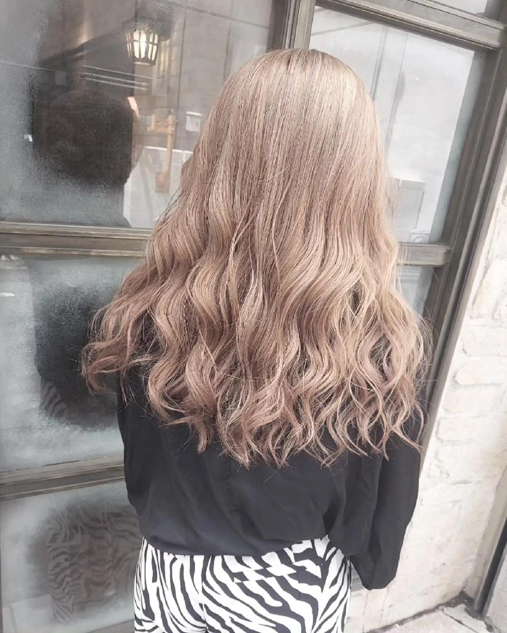 ロング カラー ダブルカラー ヘアカラー トリートメント grow上野御徒町【グロウ】所属・ブリーチ・ハイトーン 特化🎉内山のヘアスタイル