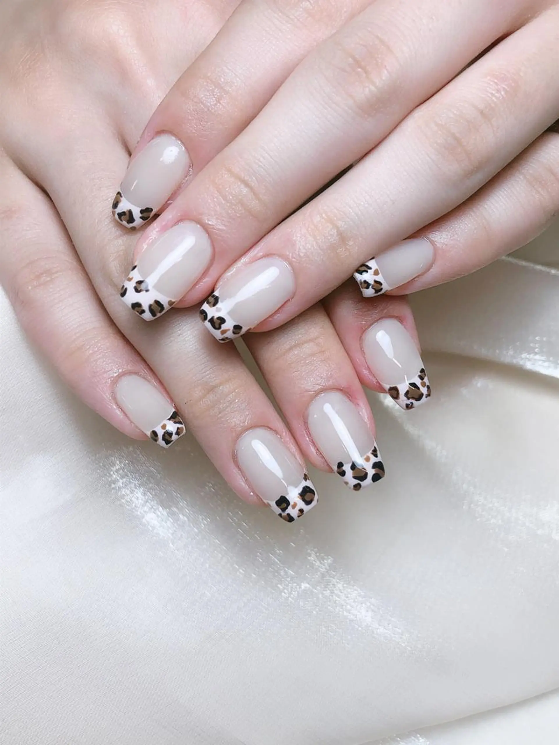 ネイル ハンドネイル ルラワンネイル エンのネイルデザイン