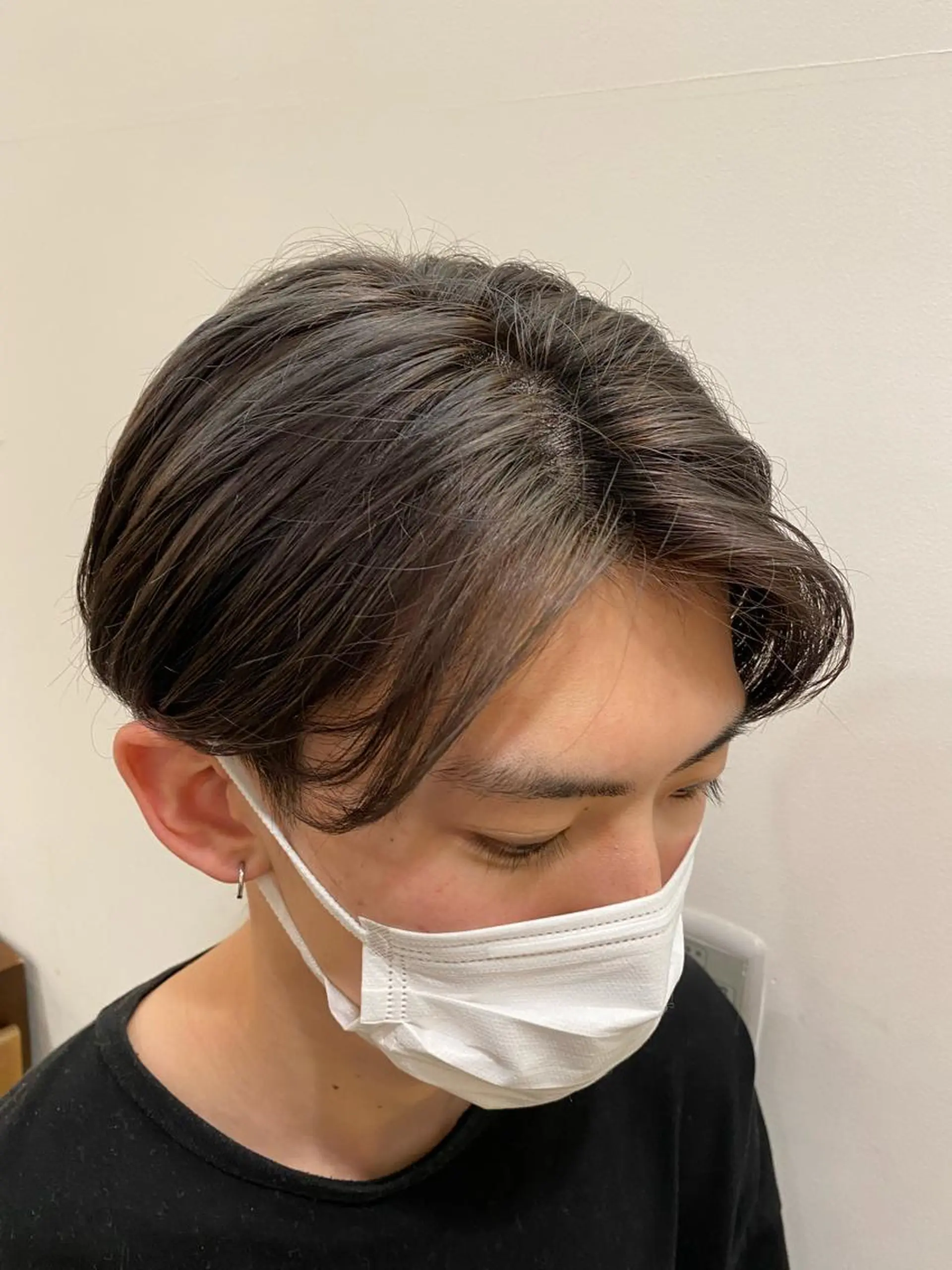 ショート カラー メンズ グレージュ カット ヘアカラー トリートメント ✂韓国レイヤー 🦋みやび🪽のヘアスタイル