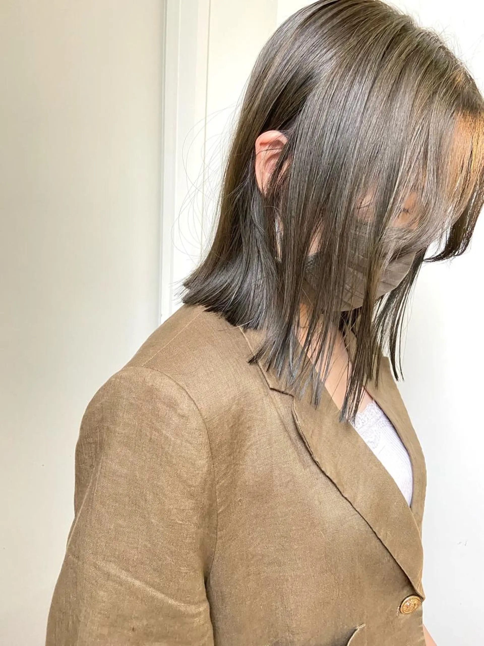 セミロング ヘアカラー トリートメント 岡本康平/ボブ /ブリーチ/レイヤーのヘアスタイル