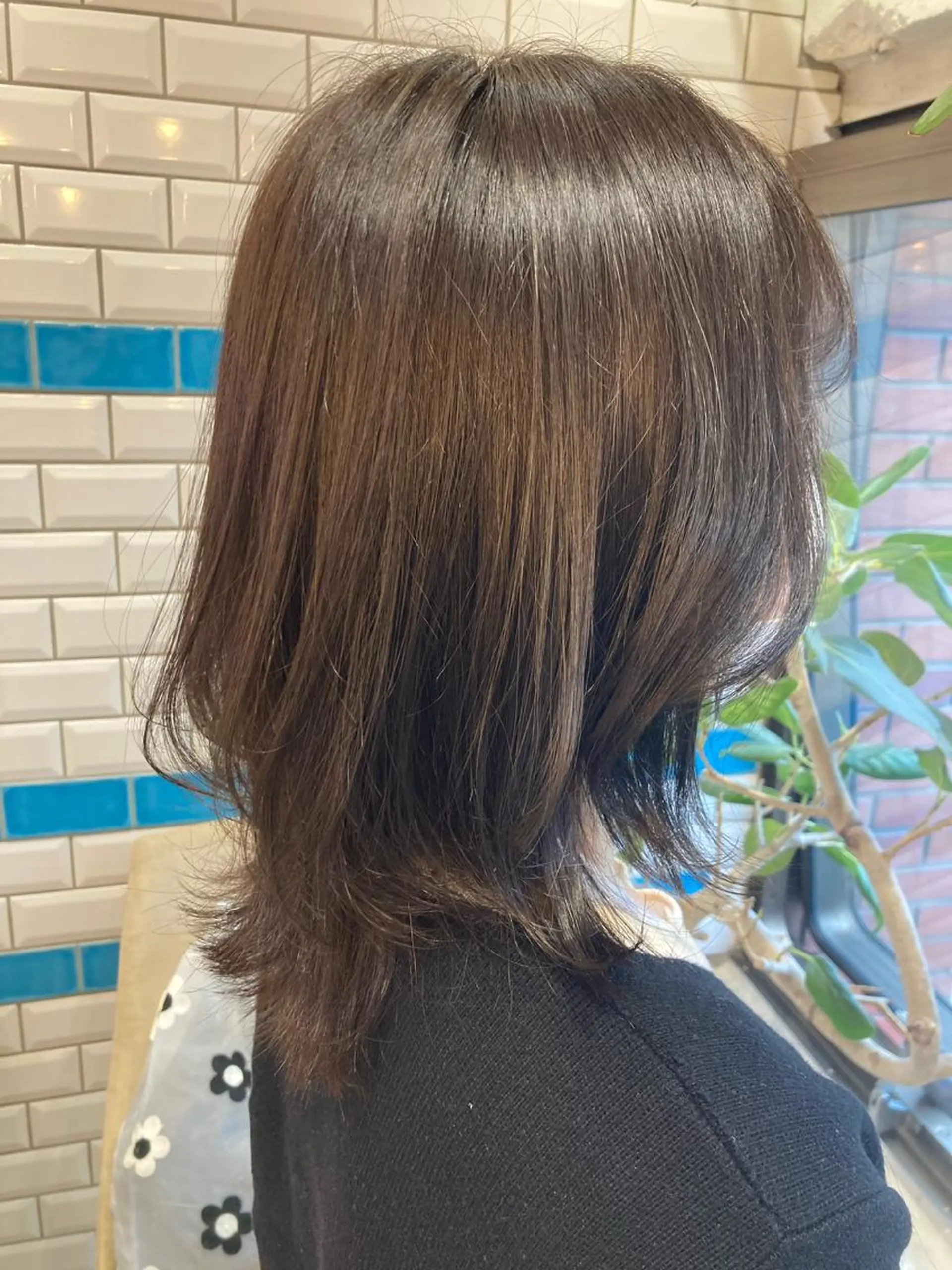 ミディアム カラー ベージュカラー ブリーチ 透明感カラー ミント ミントベージュ Loom .by Sea  ルームバイシー所属・レイヤー/前髪/ 韓国/CHIHIROのヘアスタイル