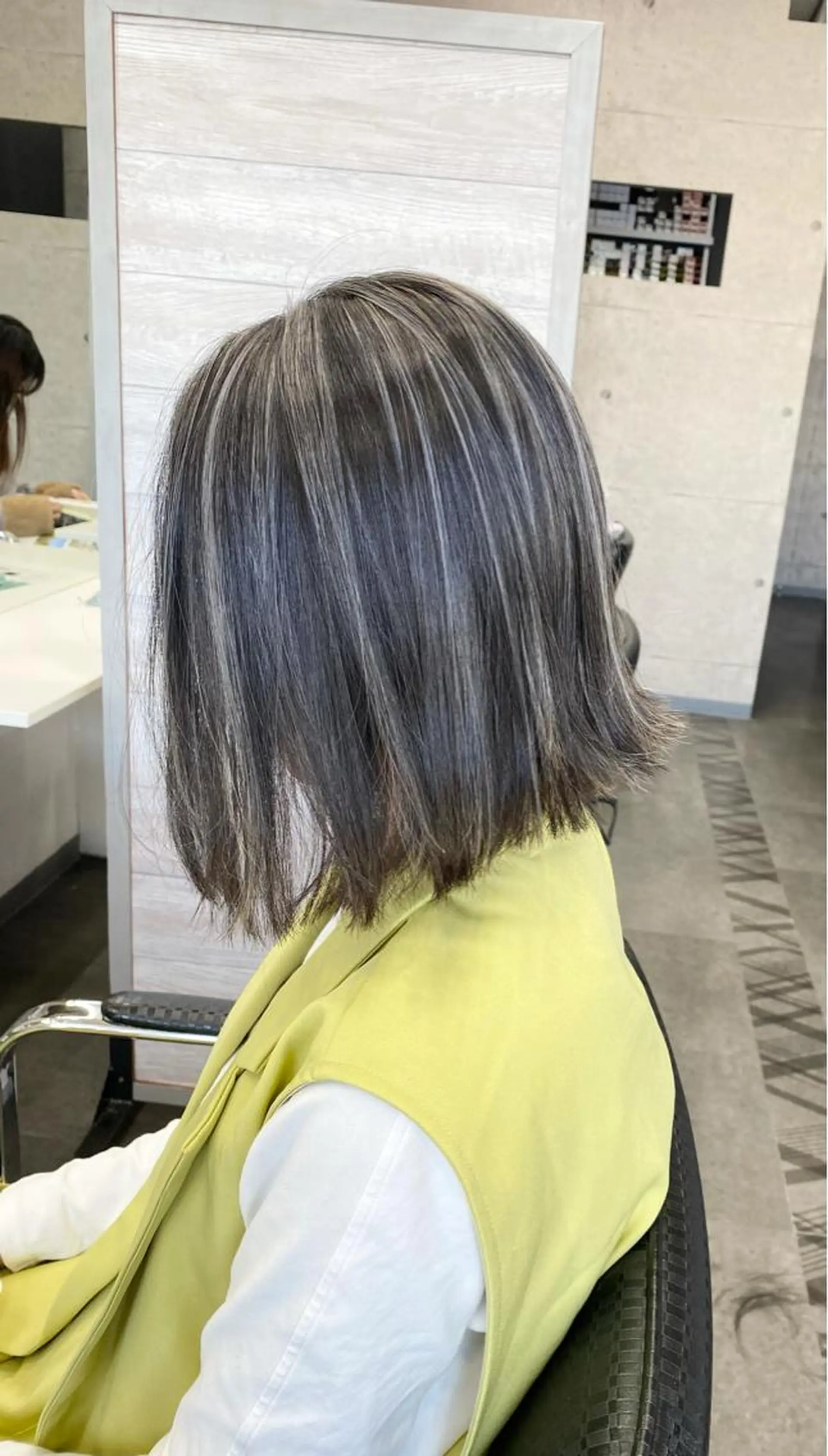 ミディアム カラー ハイライトカラー ハイライト Coeur所属・いち かのヘアスタイル