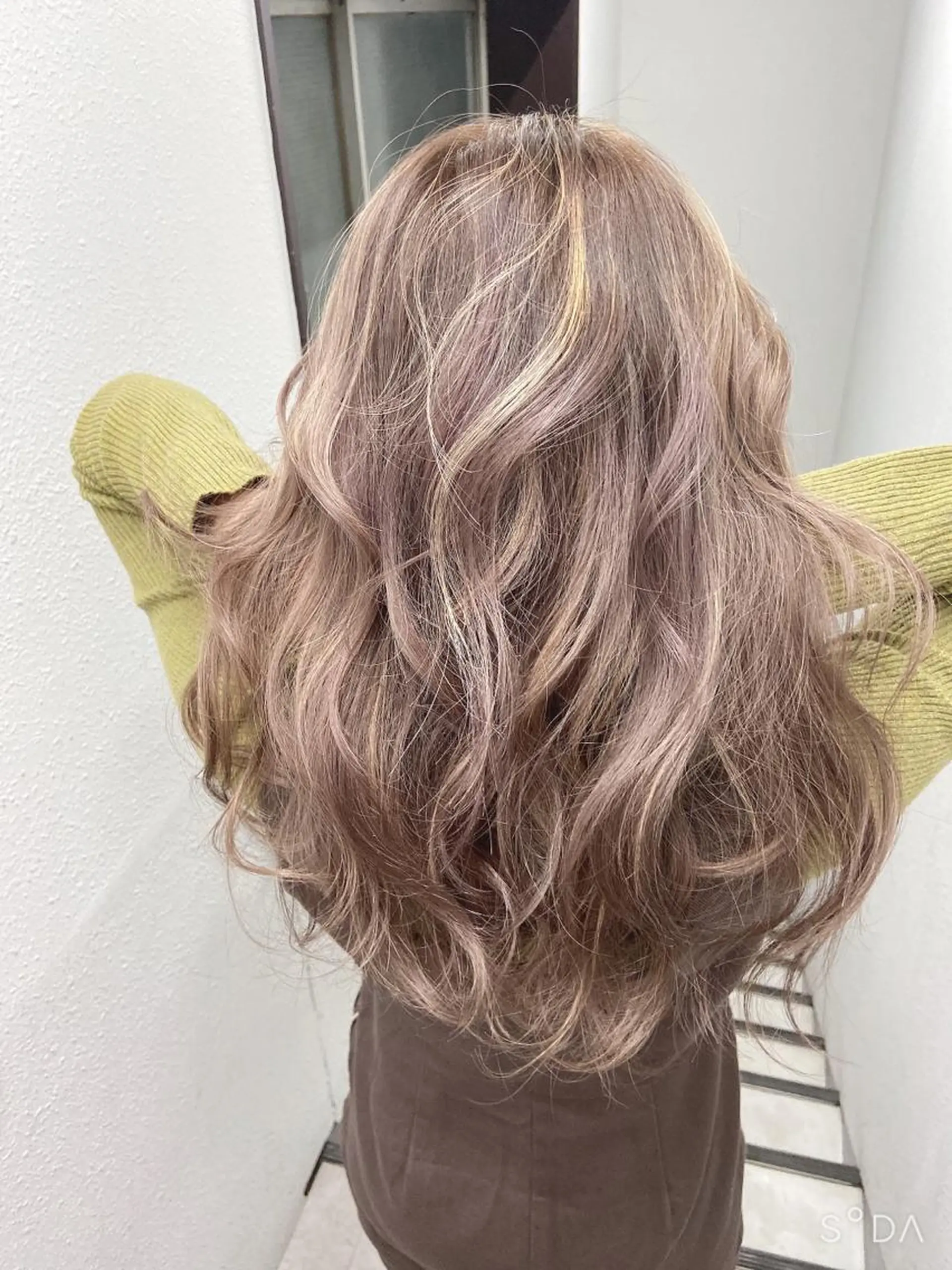 ミディアム ヘアアレンジ カット ヘアカラー トリートメント ヘッドスパ 韓国Style♡ Nanami🇰🇷のヘアスタイル