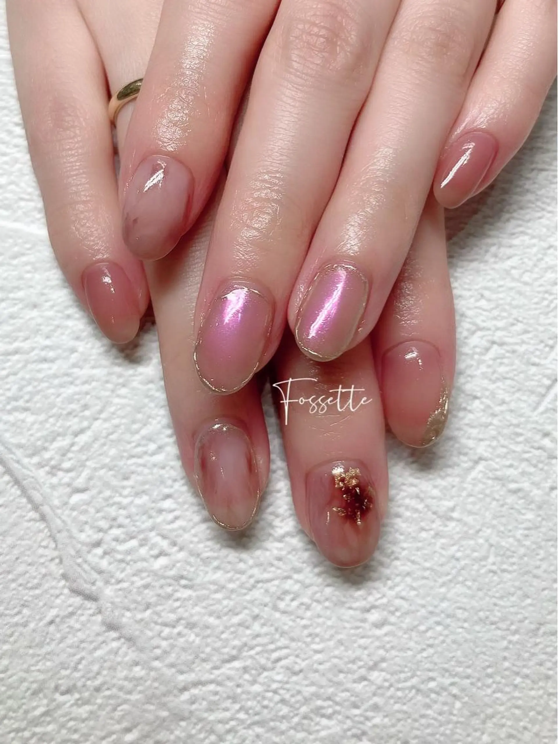 ネイル オーロラネイル ミラーネイル ニュアンスネイル nailsalon Fossetteのネイルデザイン