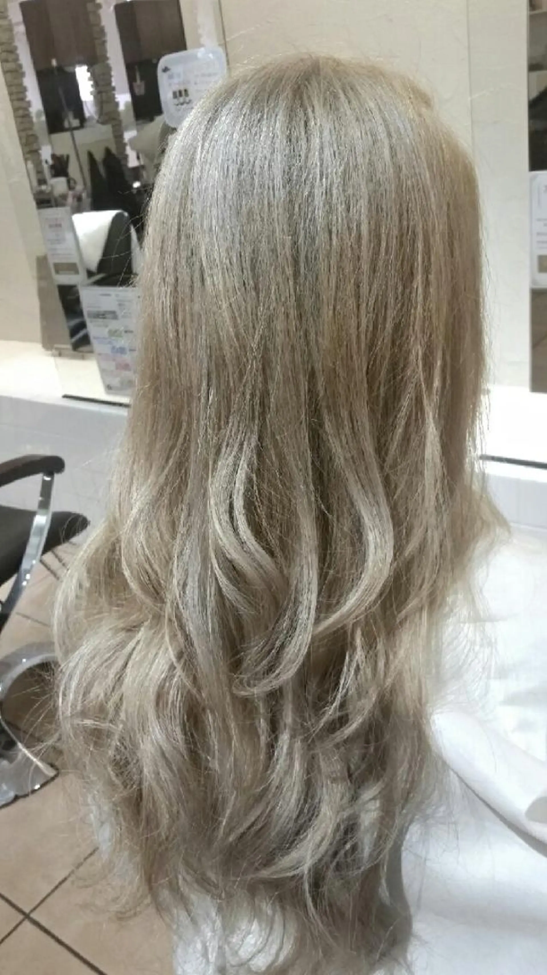 セミロング ロング カラー ヘアアレンジ 【髪質改善美容師】t occa茨木篠原健太のヘアスタイル