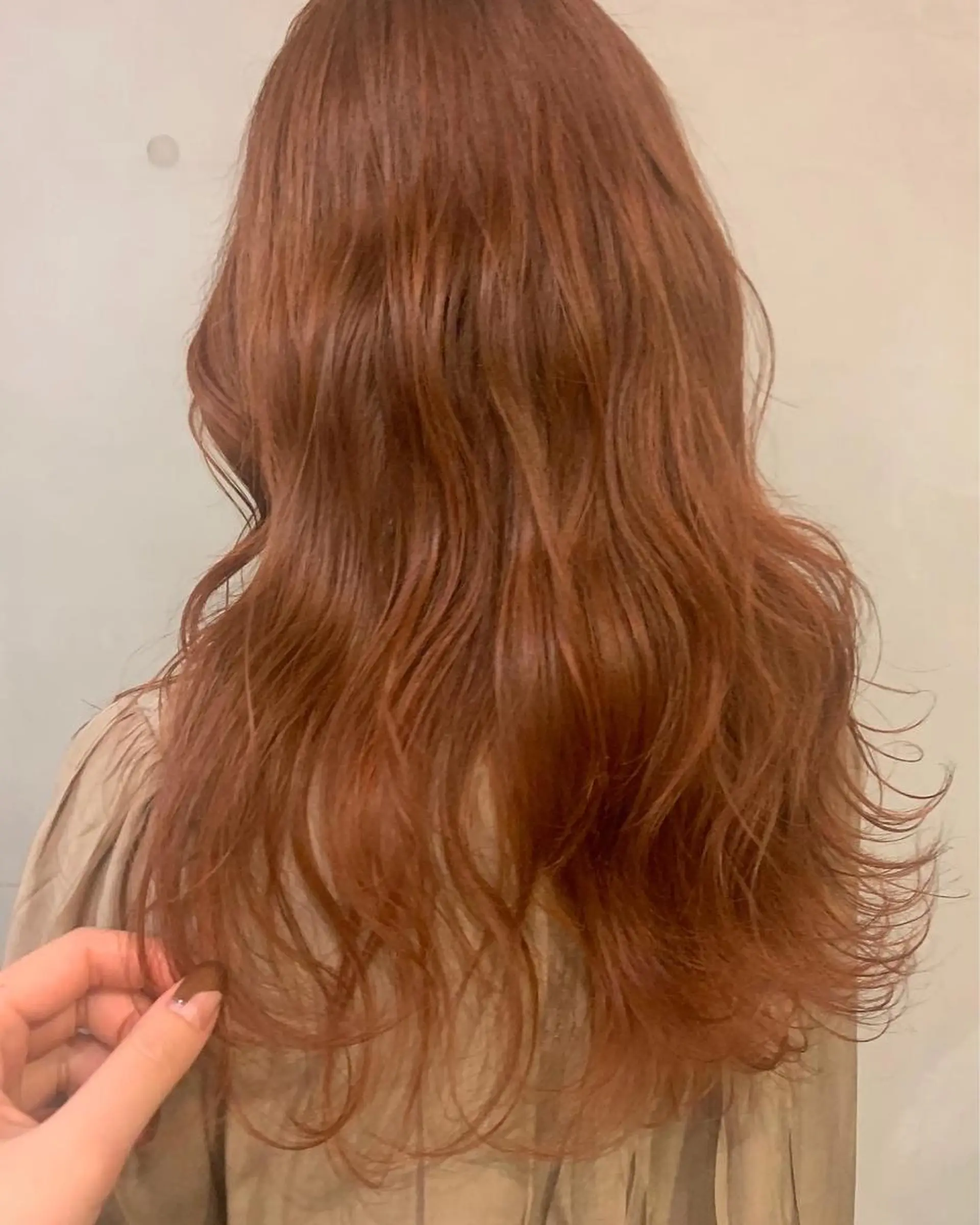 ロング カラー mir所属・柿沼 未夢のヘアスタイル