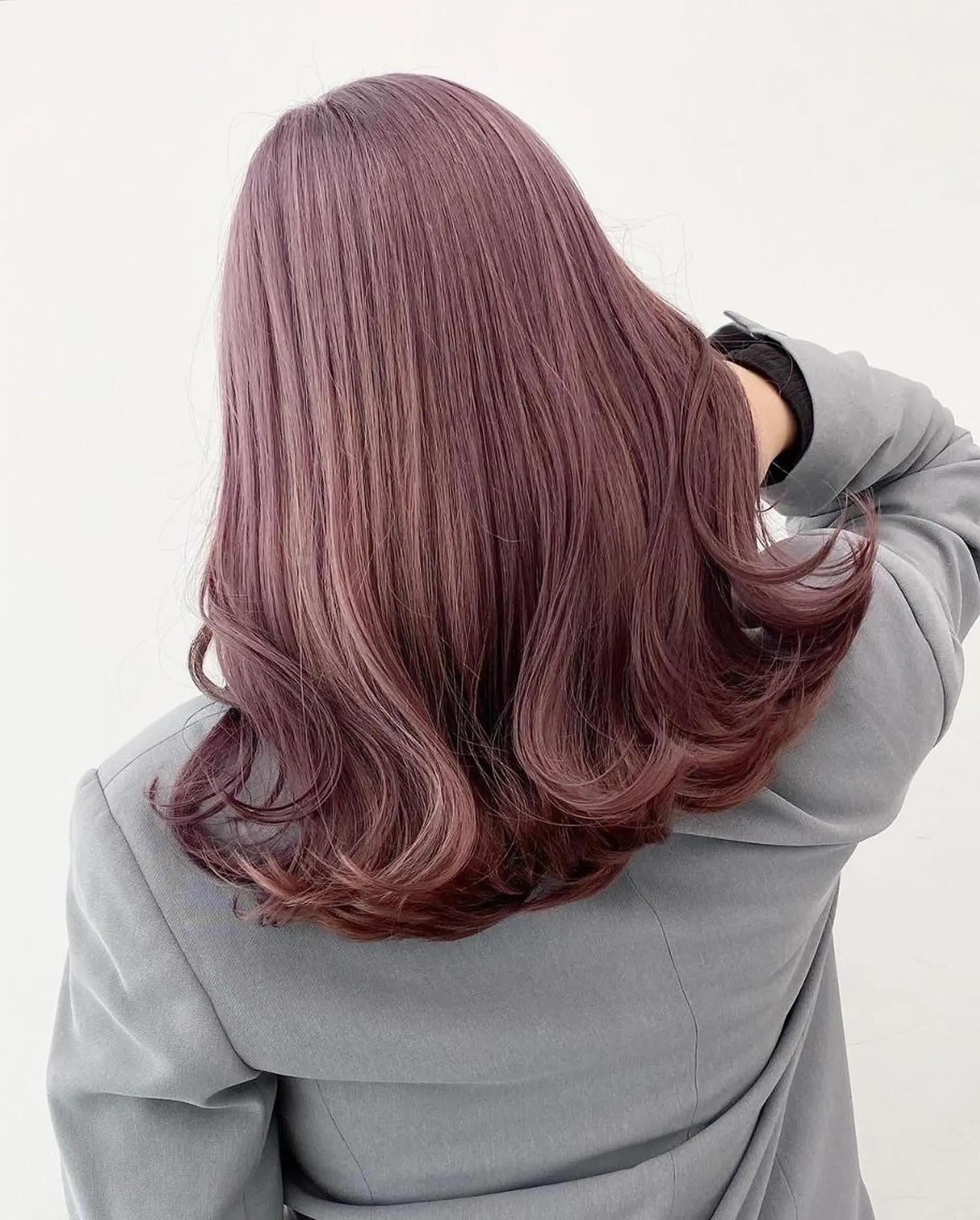 ミディアム カラー アディクシーカラー アッシュ ブルーカラー ダークアッシュ グレージュ 【公式】amble luxe 中野のヘアスタイル