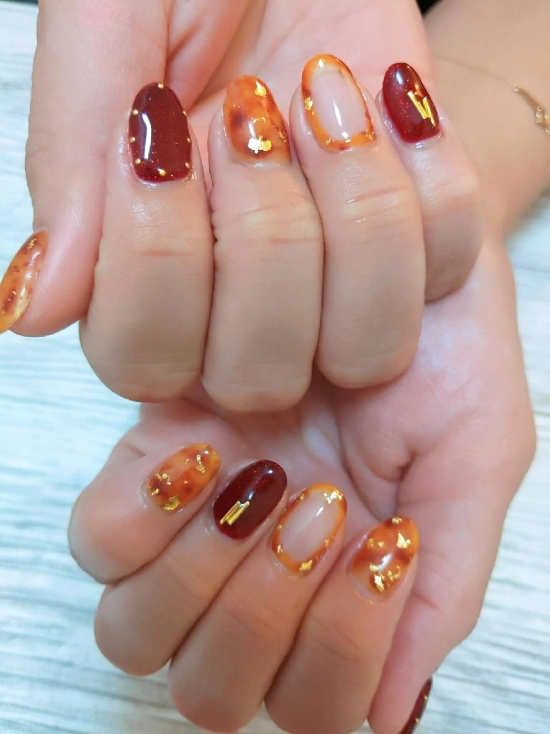 ネイル べっ甲ネイル venusbeautysalon所属・eye&beauty /オーナー古田琴のエステ・リラクイメージ