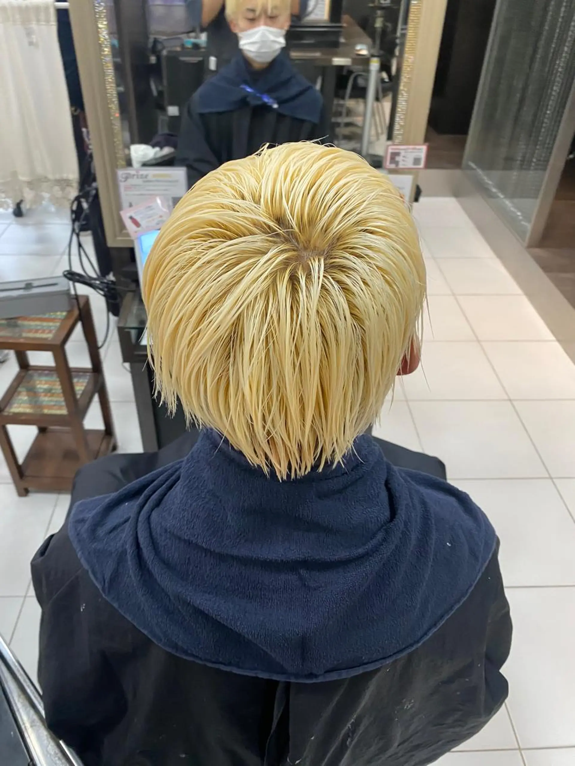 メンズ メンズブリーチ ホワイト/店長/カラ ー講師/錦糸町/岩崎のヘアスタイル