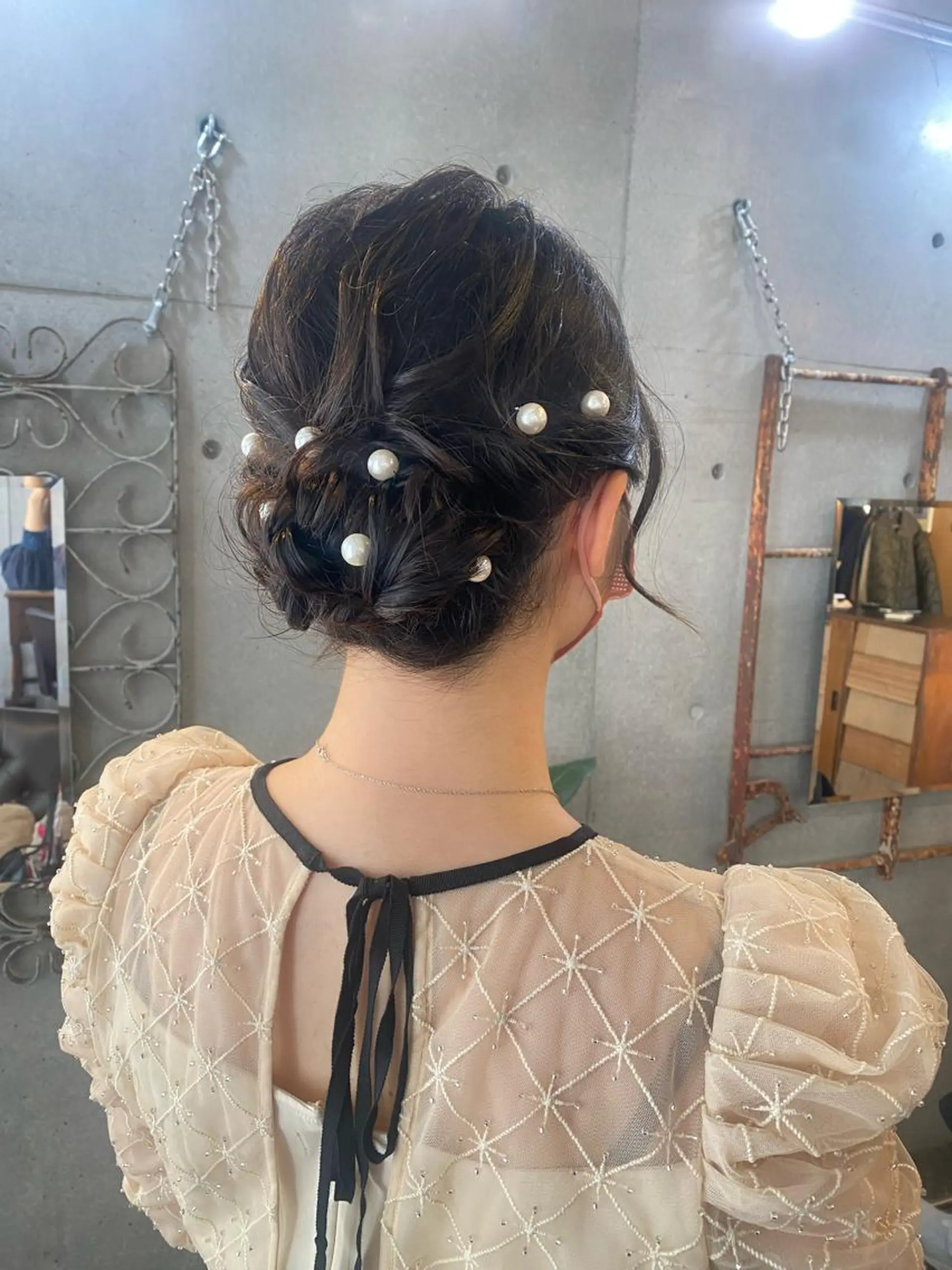 ミディアム パーマ ヘアアレンジ ネイル ヘアセット モリモト サナのヘアスタイル