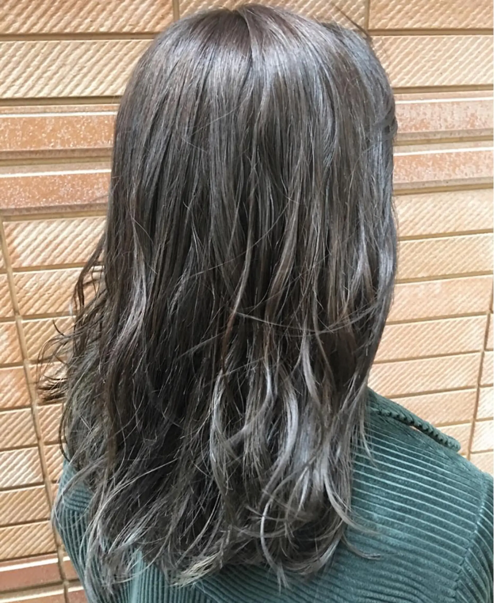 カラー Siesta所属・📣髪質改善縮毛矯正 特化美容師｜庭田📣のヘアスタイル