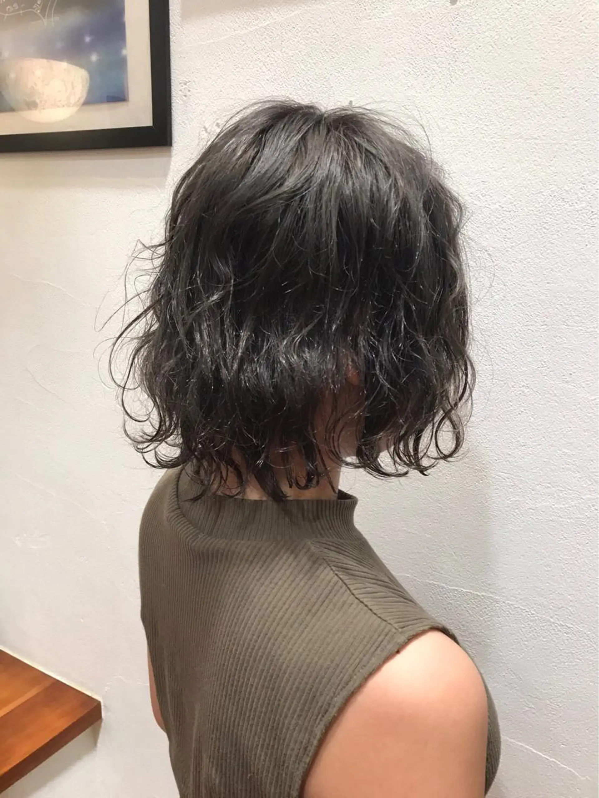 ミディアム カラー ダブルカラー 360°キレイな ショートカットのヘアスタイル