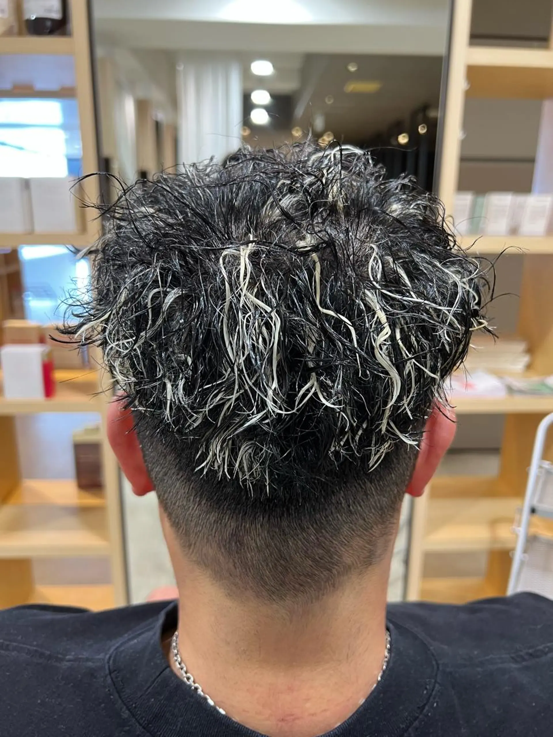 パーマ メンズ メンズパーマ 心斎橋バレイヤージュ 小林勝貴のヘアスタイル