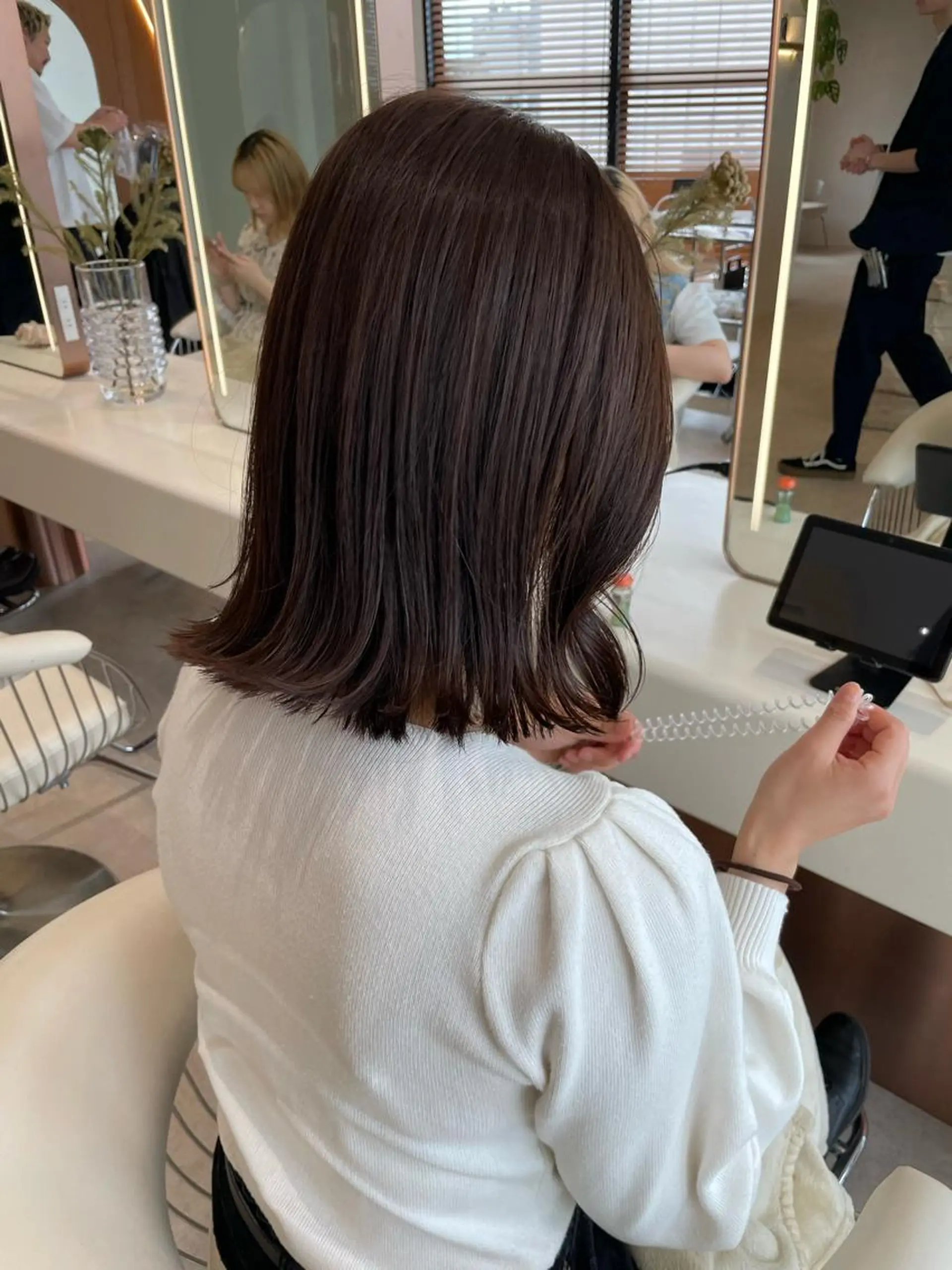 ミディアム カット ヘアカラー トリートメント HAVANA MIZUKIのヘアスタイル