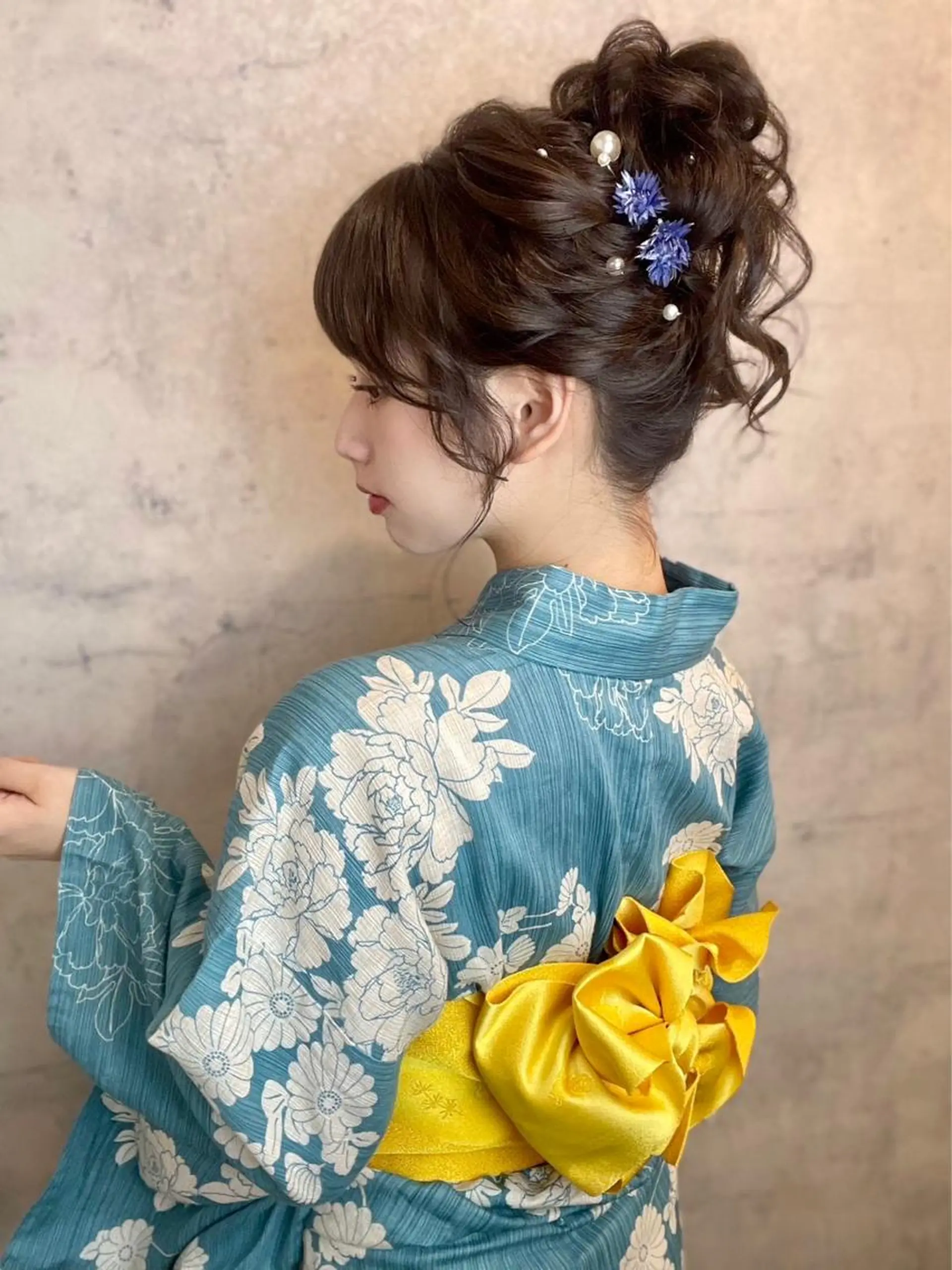 ミディアム ヘアアレンジ 《カメレオン》 西田美輝のヘアスタイル