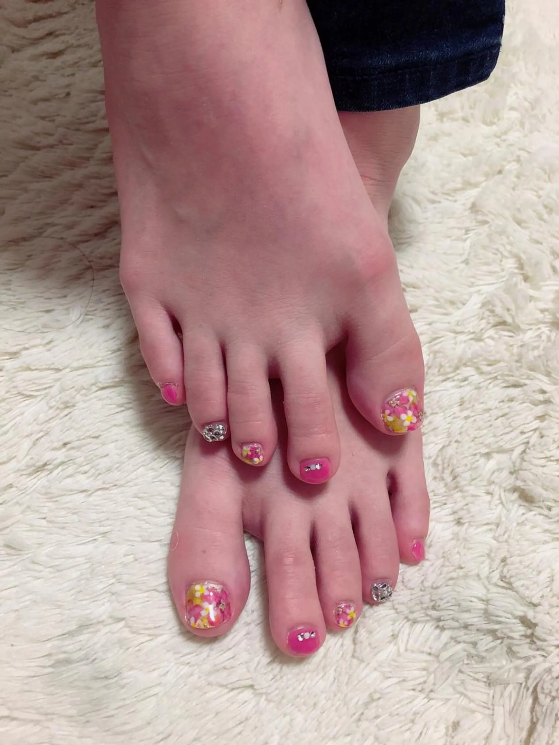 ネイル フットネイル 辻 依子のネイルデザイン