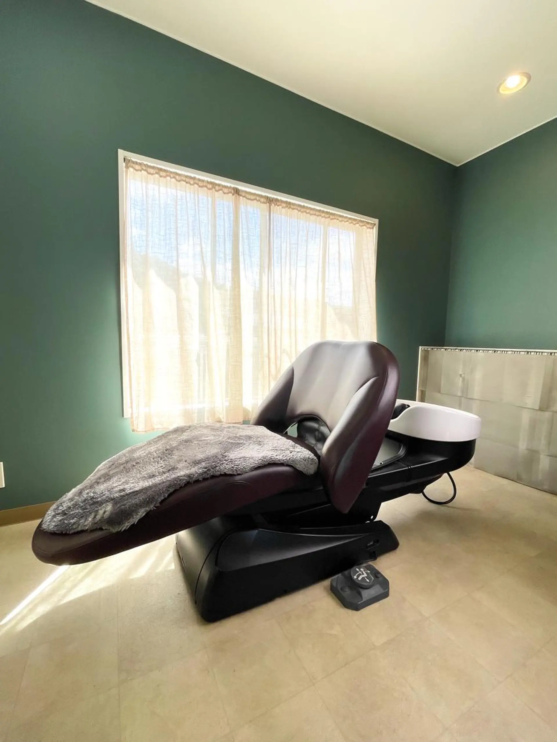 小顔ショートヘア♪ TAKUMIのヘアスタイル