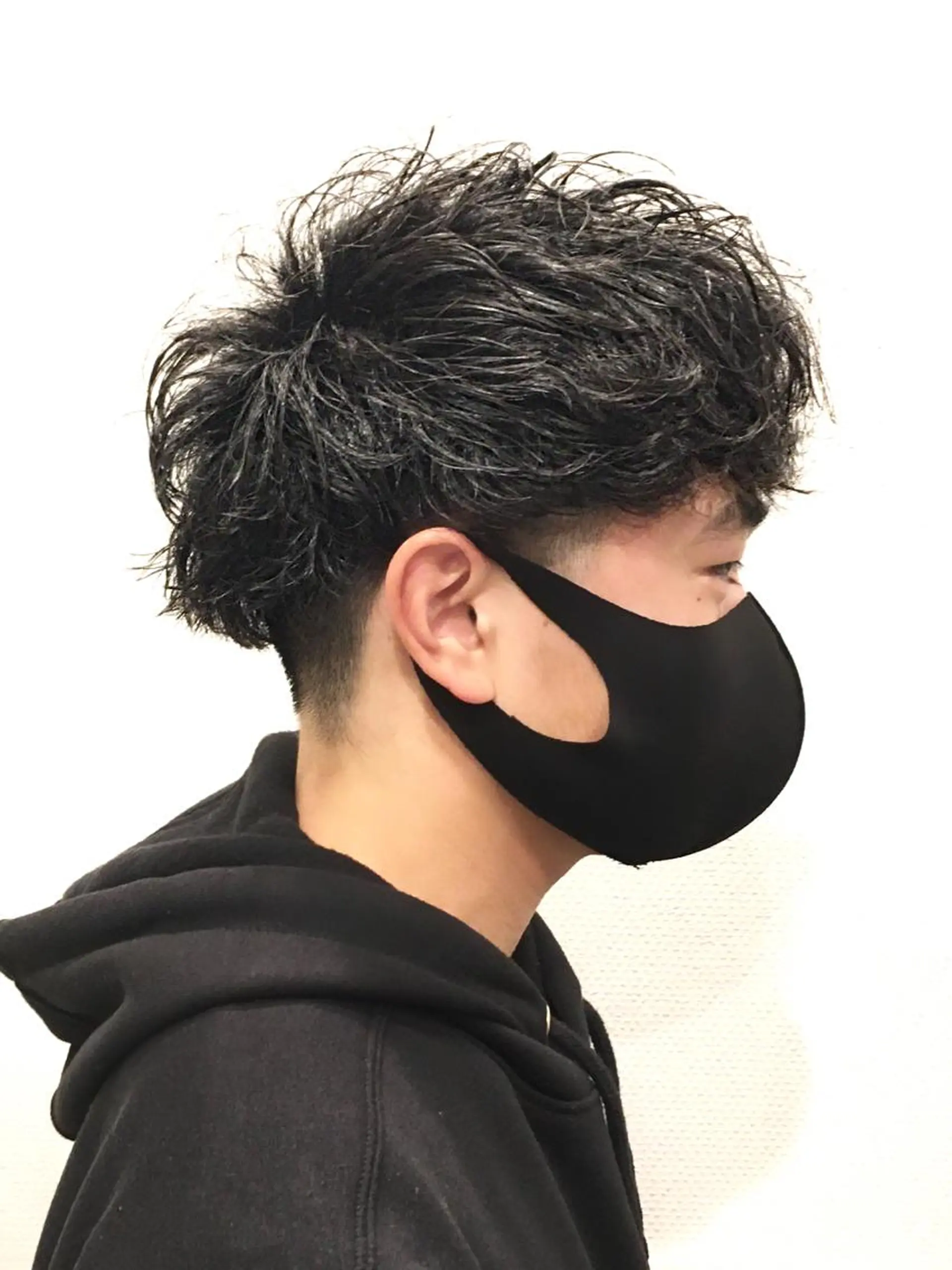 ミディアム ゼロスバーバーショップ所属・予約1000件超 ✨メンズパーマのヘアスタイル