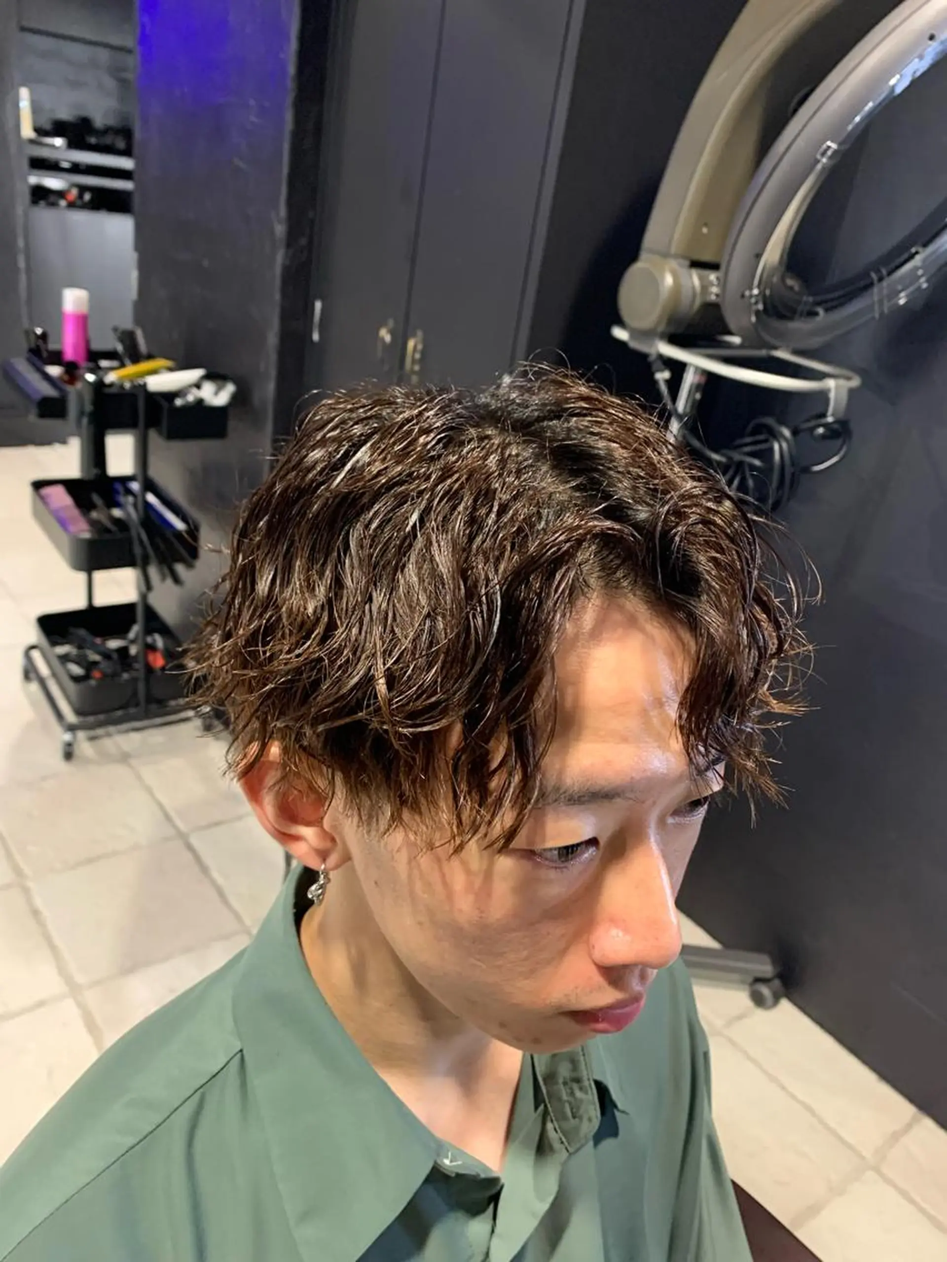 ショート メンズ センターパート メンズハイライト メンズ韓国風 マッシュ メンズパーマ カット ヘアカラー パーマ ヘアセット メンズパーマ/難波/ 心斎橋　室園亮佑のヘアスタイル