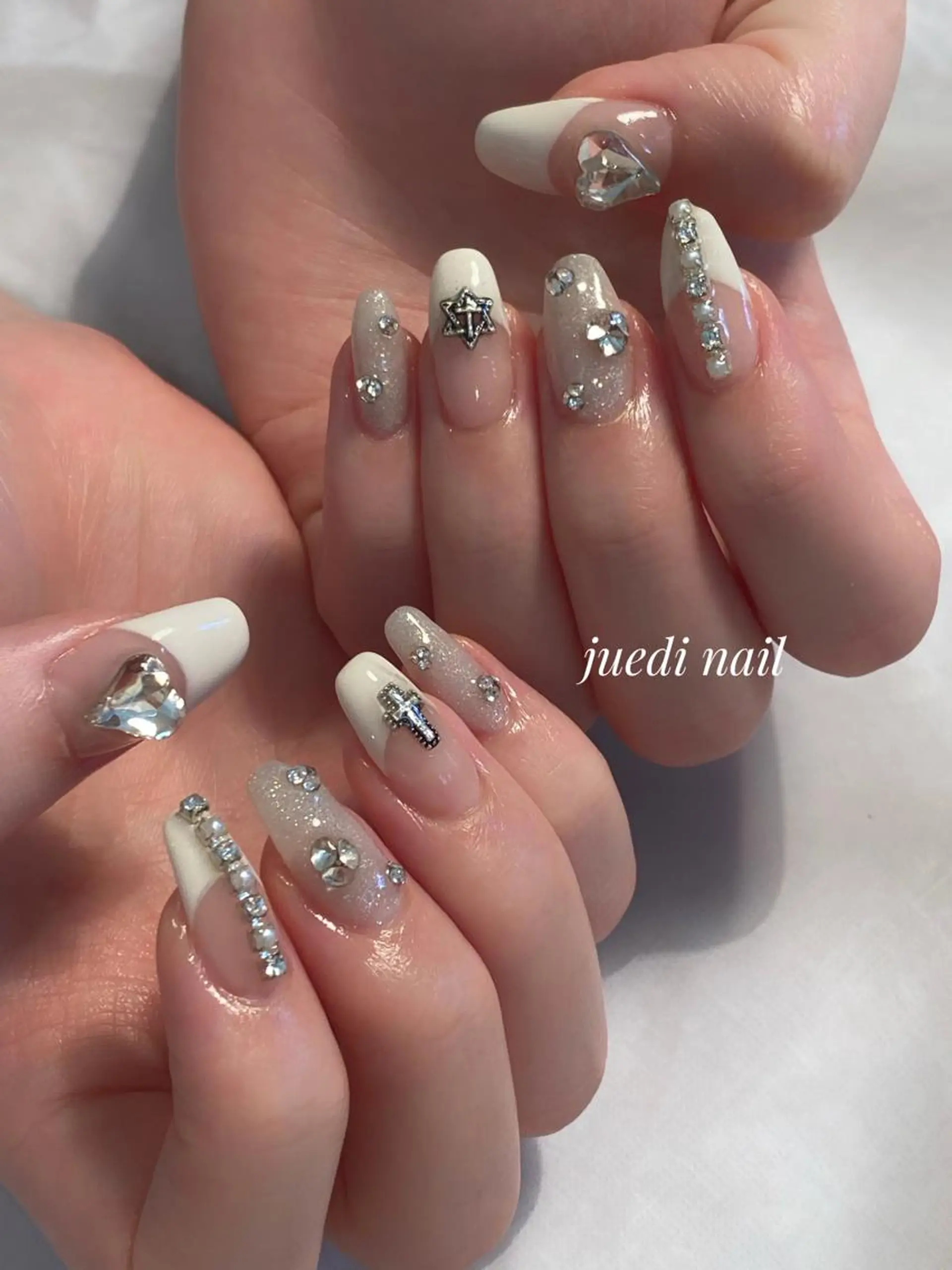ネイル juedi nail(木曜日のネイル)所属・juedi nail 〜木曜日のネイル〜のネイルデザイン
