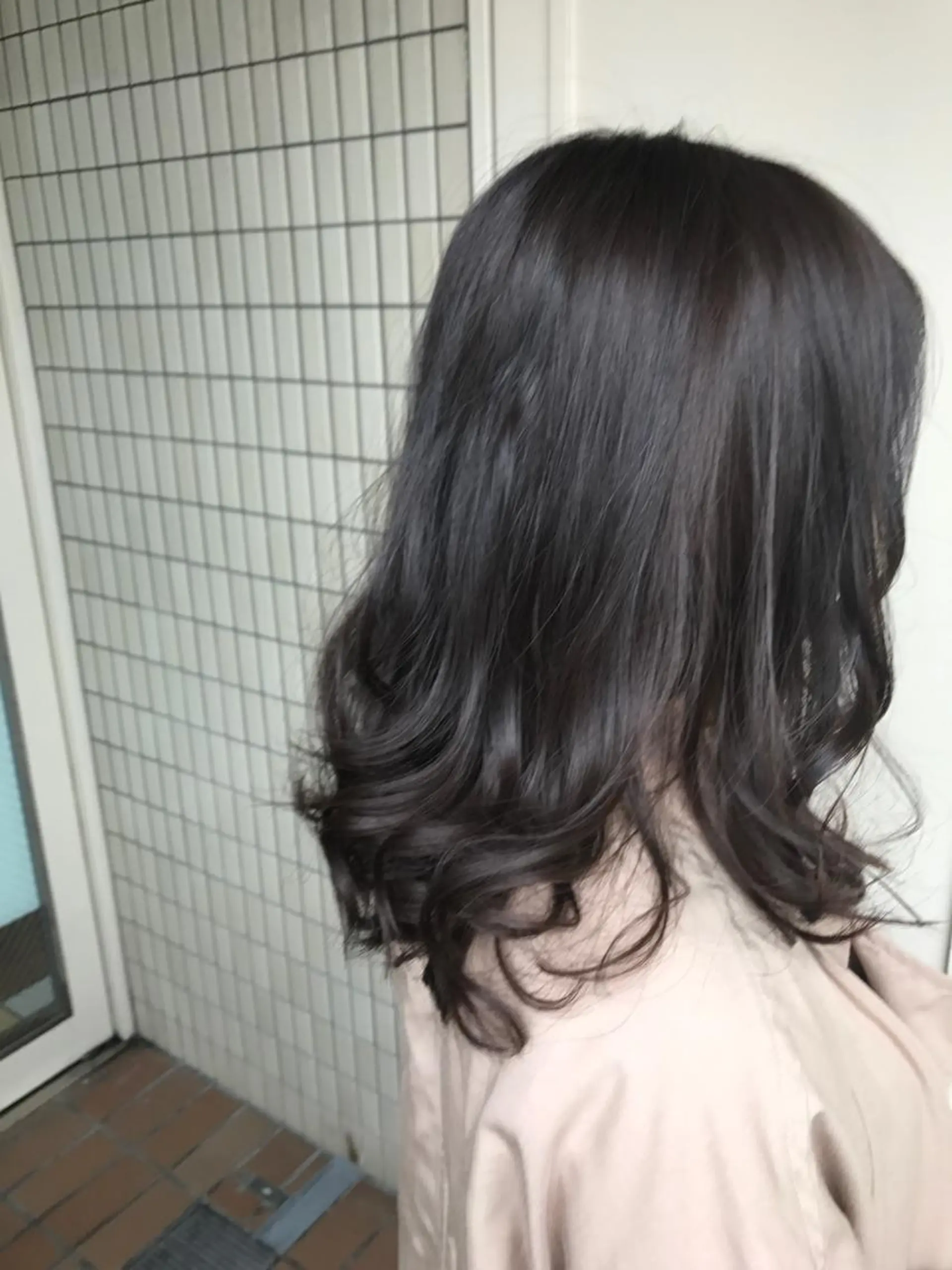 ミディアム カラー ヘアアレンジ グレージュ yeope所属・ハイトーンカラー ブリーチ専門・天神のヘアスタイル