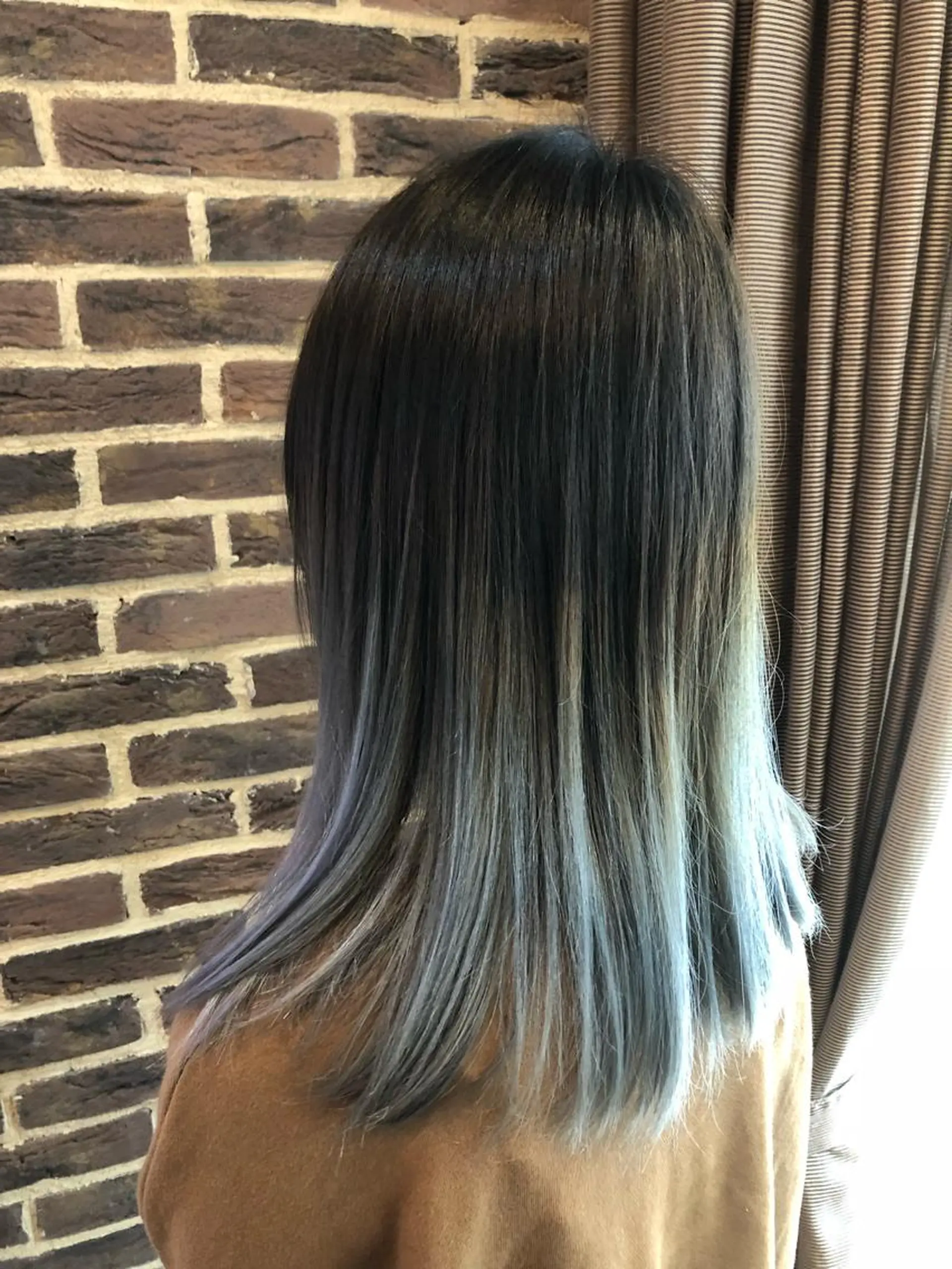 セミロング カラー 高橋 隆一のヘアスタイル