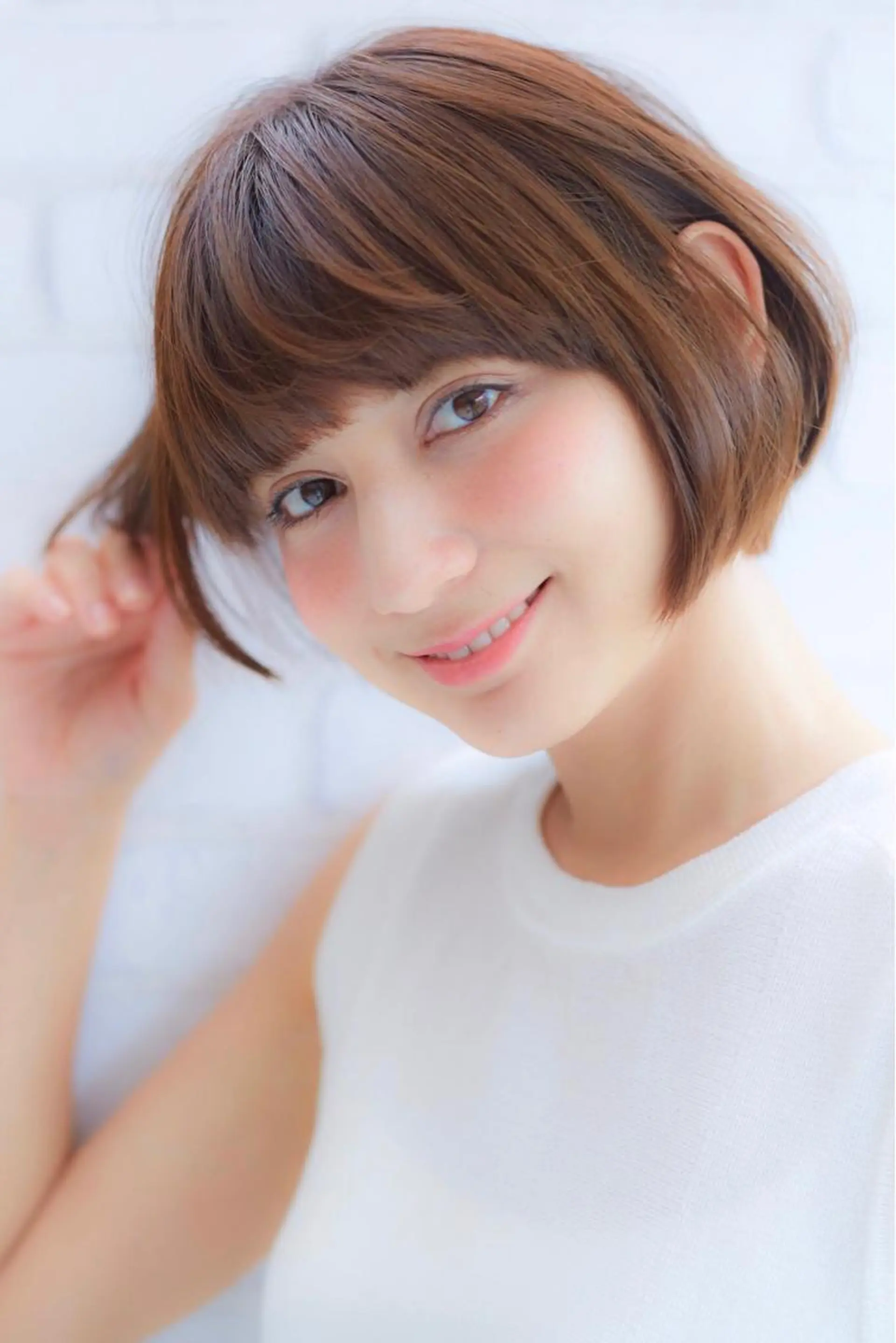 ショート カラー THE DAY所属・AKI HASHIMOTOのヘアスタイル