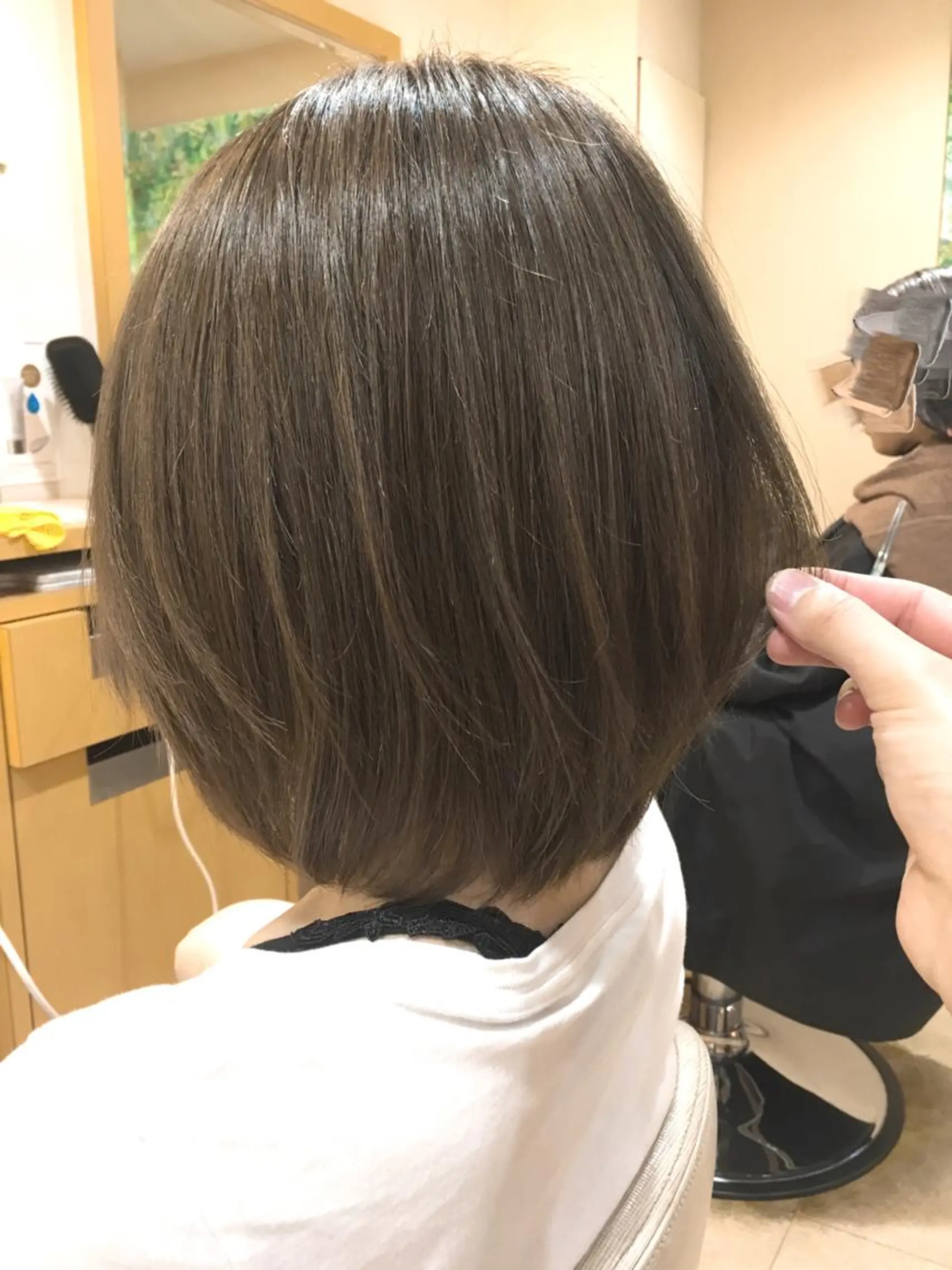 ショート カラー 🐝肥田 しょーと🐝のヘアスタイル