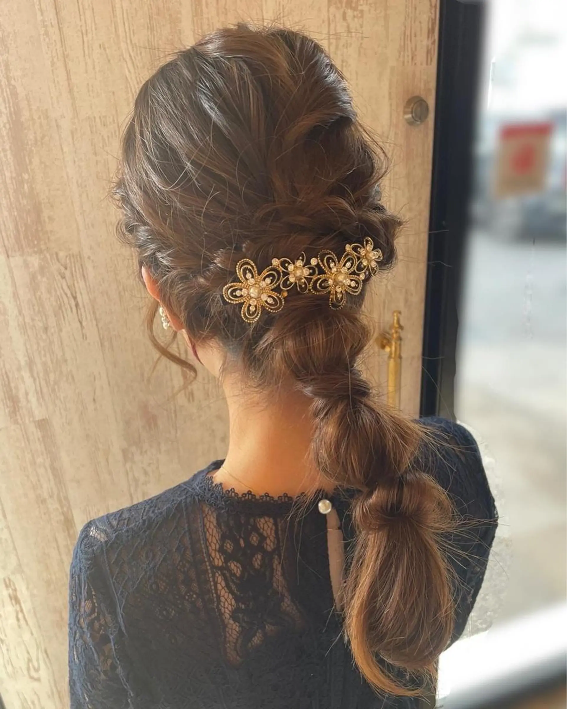 ロング ヘアアレンジ 岡村 真子のヘアスタイル