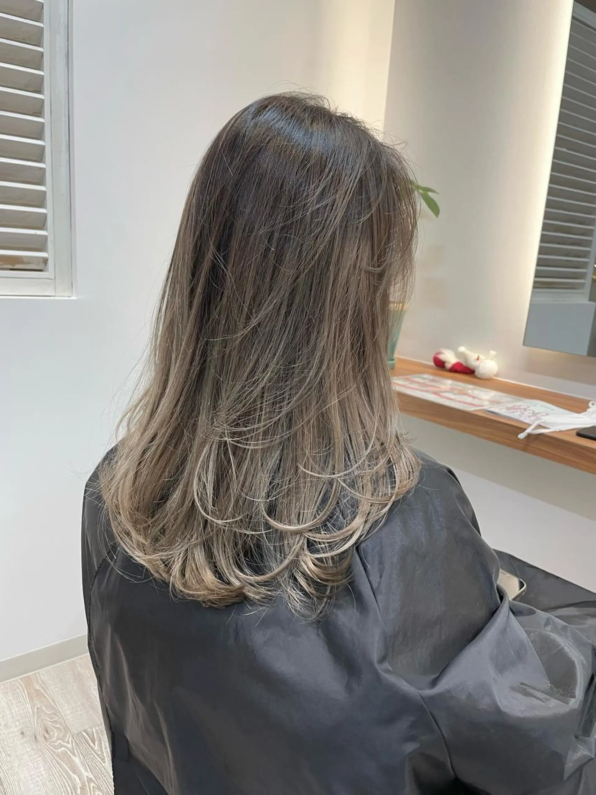 セミロング カラー ヘアカラー トリートメント 【店長】大根 亮太のヘアスタイル