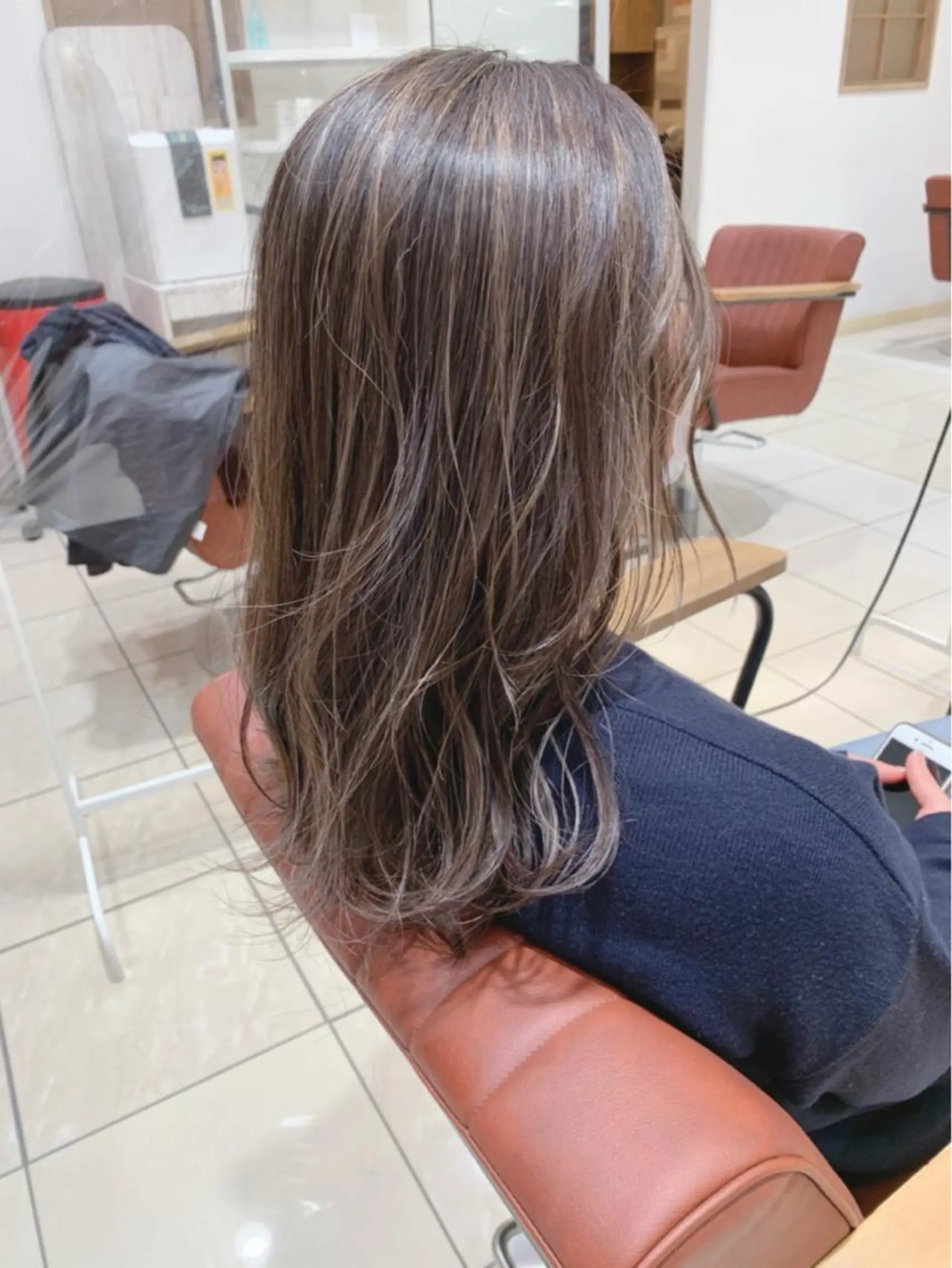 セミロング ヘアカラー 髪質改善カラーリスト /根本雄貴のヘアスタイル