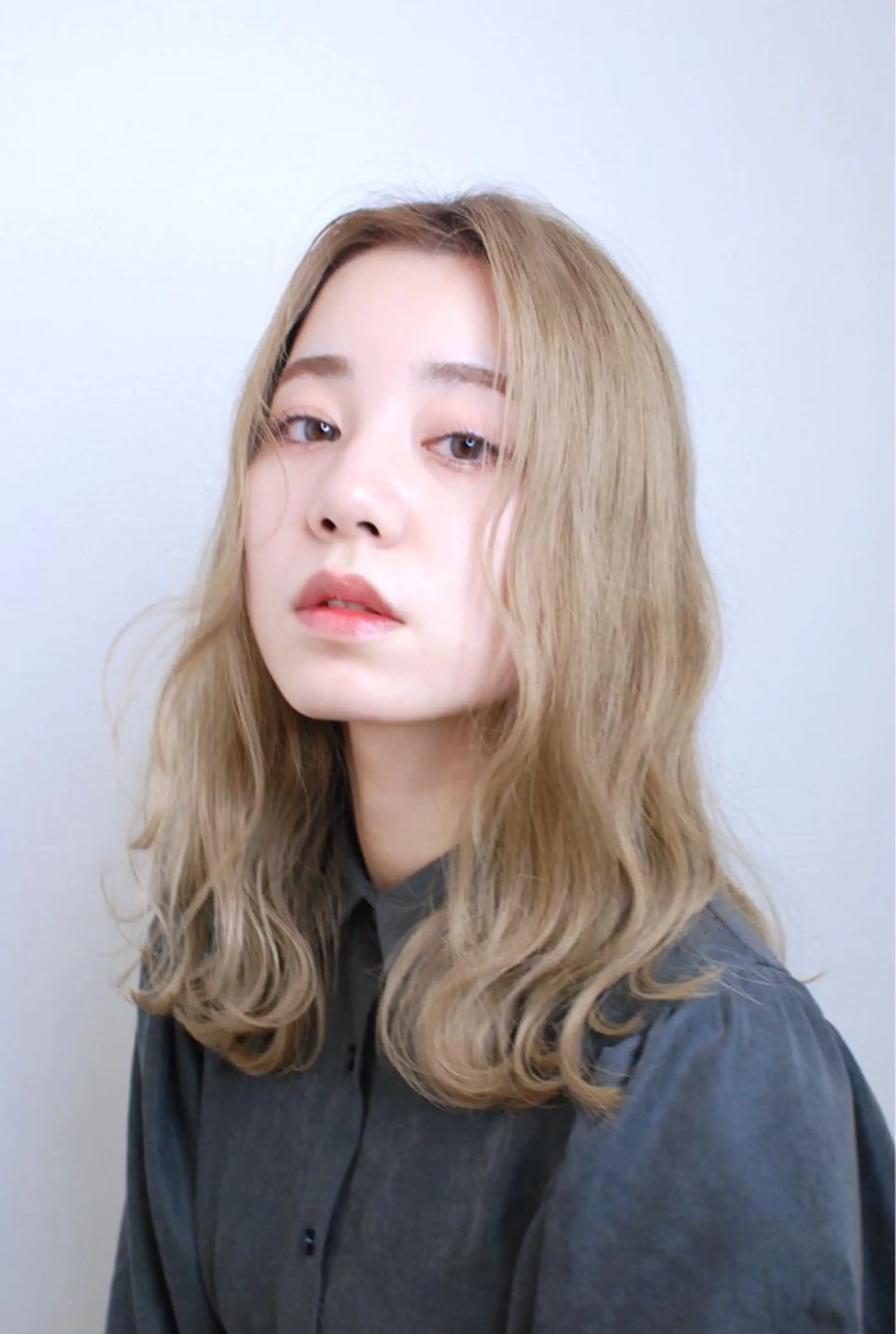 セミロング ヘアカラー 門田 恭弥のヘアスタイル